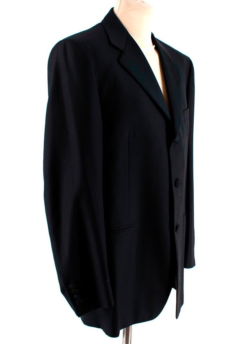 Lanvin Black Virgin Wool Single Breasted Two-Piece Suit

- Pure virgin wool 
- Button fastening 
- Regular fit
- Padded shoulders
- Straight let cut 
- Satin-sheen jacket lapel and trouser side seam 
- Front and back welt pockets

Materials 
Main -