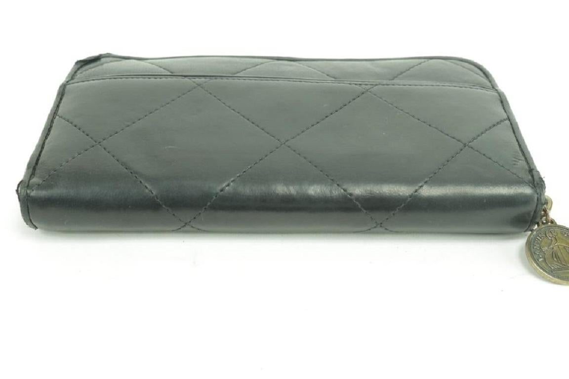 Lanvin Schwarze Clutch mit Reißverschluss aus gestepptem langem Leder um 21lk0123 Brieftasche Damen im Angebot