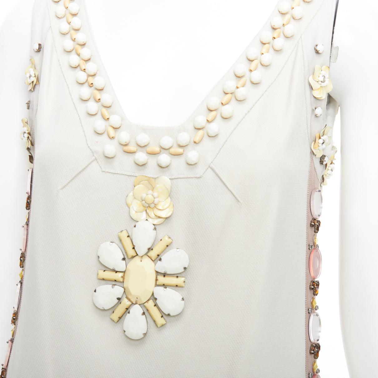 LANVIN BLANCHE abito da sposa a turni beige crema fortemente impreziosito FR36 S
Riferimento: MECG/A00047
Marchio: Lanvin
Designer: Alber Elbaz
Collection'S: Blanche
Materiale: Poliammide, misto
Colore: Beige, Crema
Modello: Tinta unita
Chiusura: