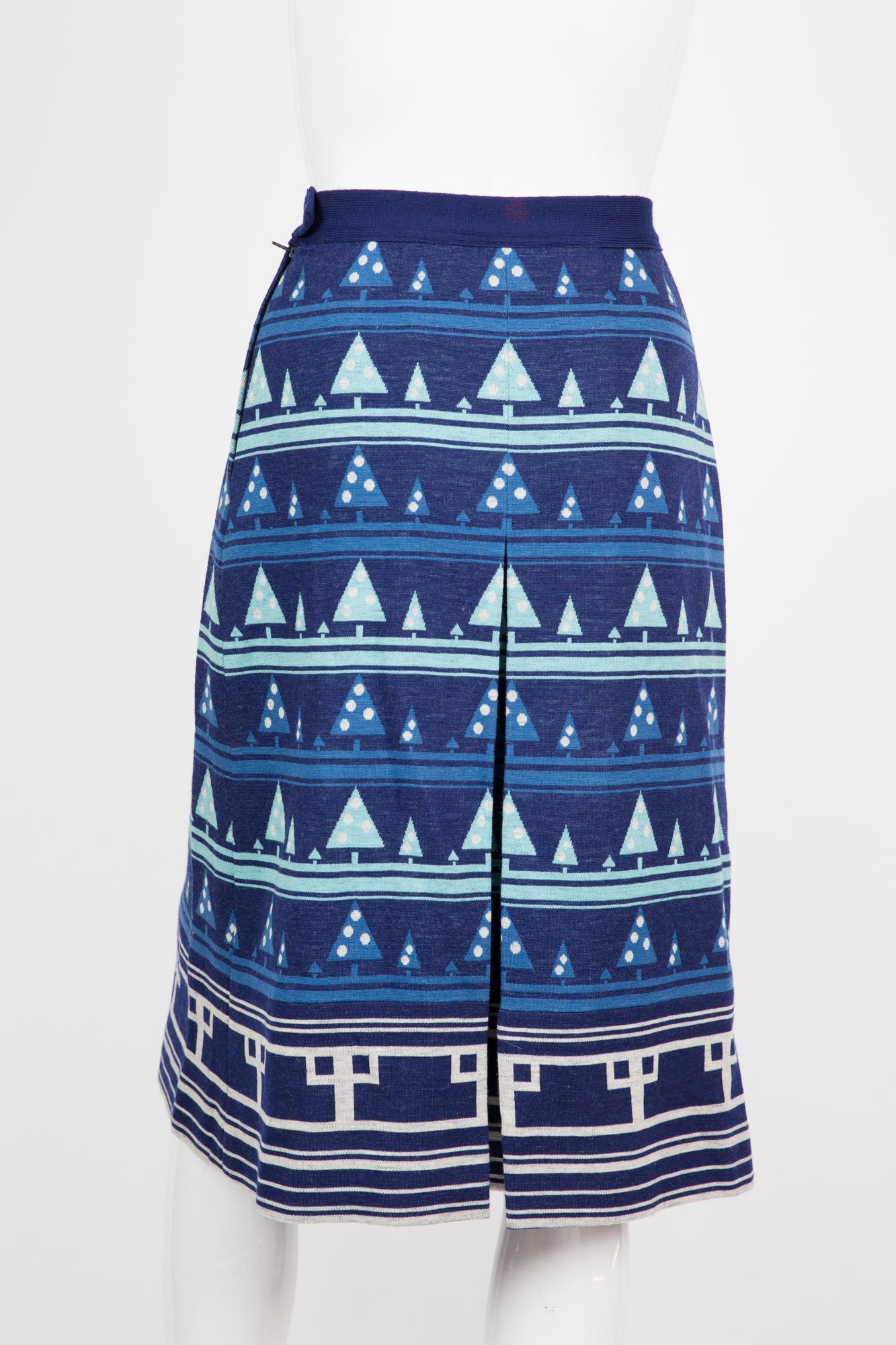 Women's 1970s Lanvin Blue Geometric Wool Pleated Skirt For Sale