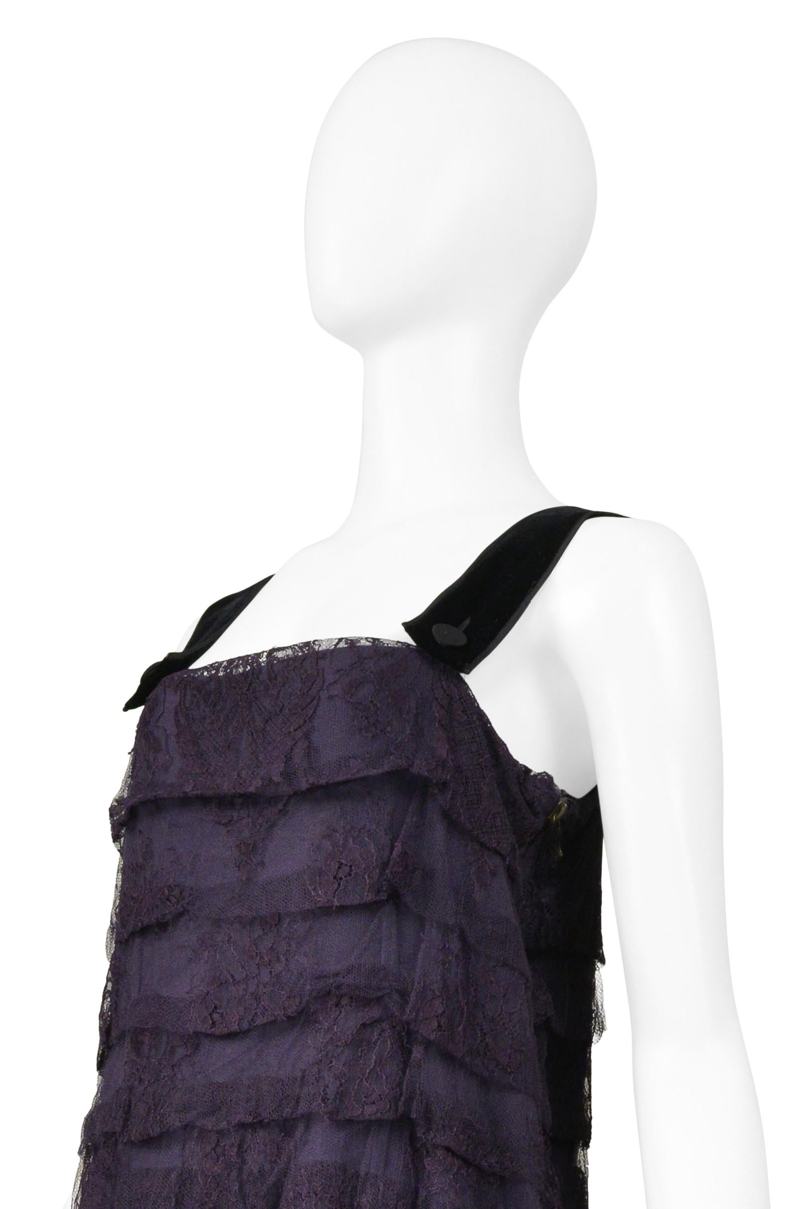 Lanvin, abito blu in pizzo con spalline in velluto e bottoni in raso 2006 in vendita 1