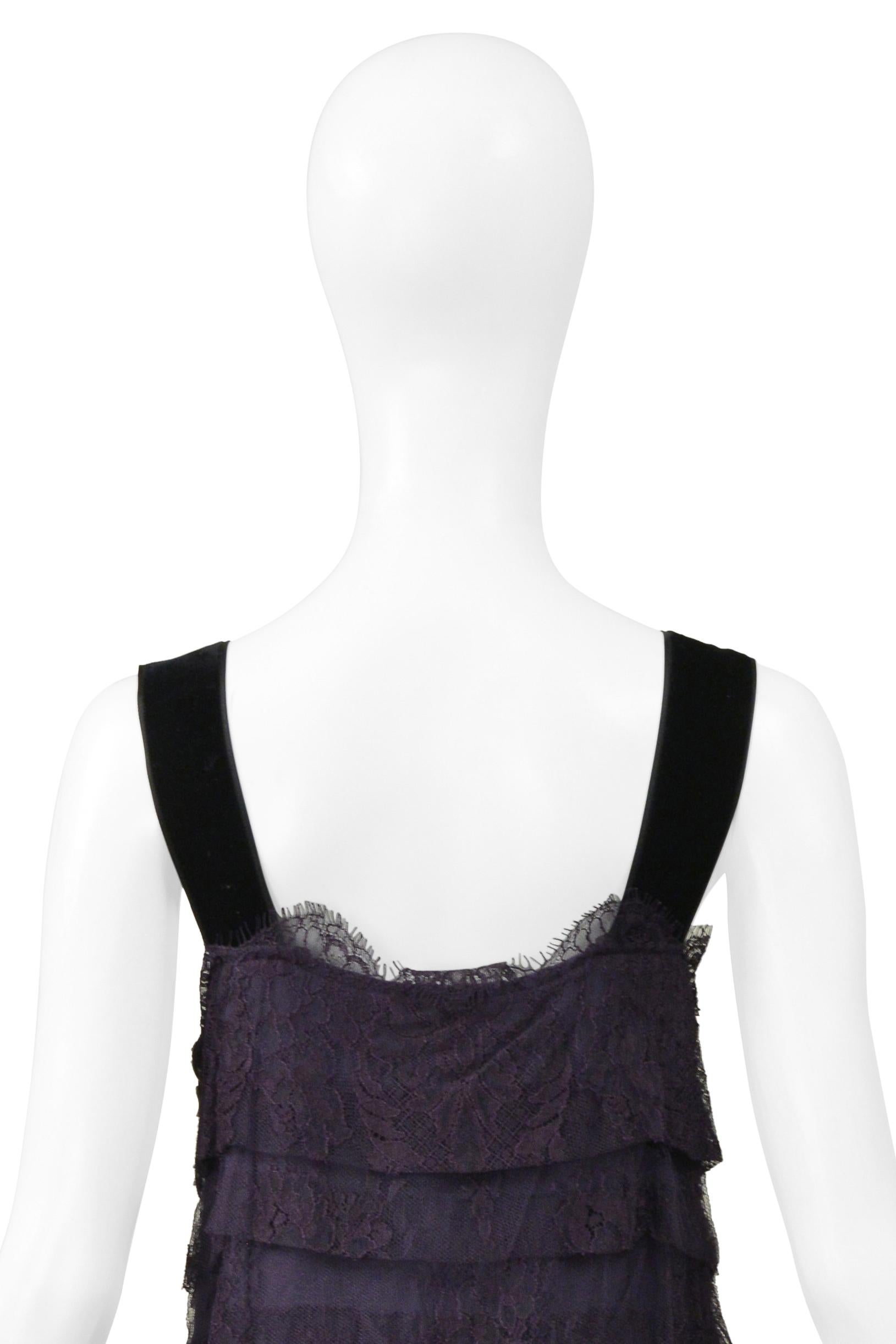 Lanvin, abito blu in pizzo con spalline in velluto e bottoni in raso 2006 in vendita 4