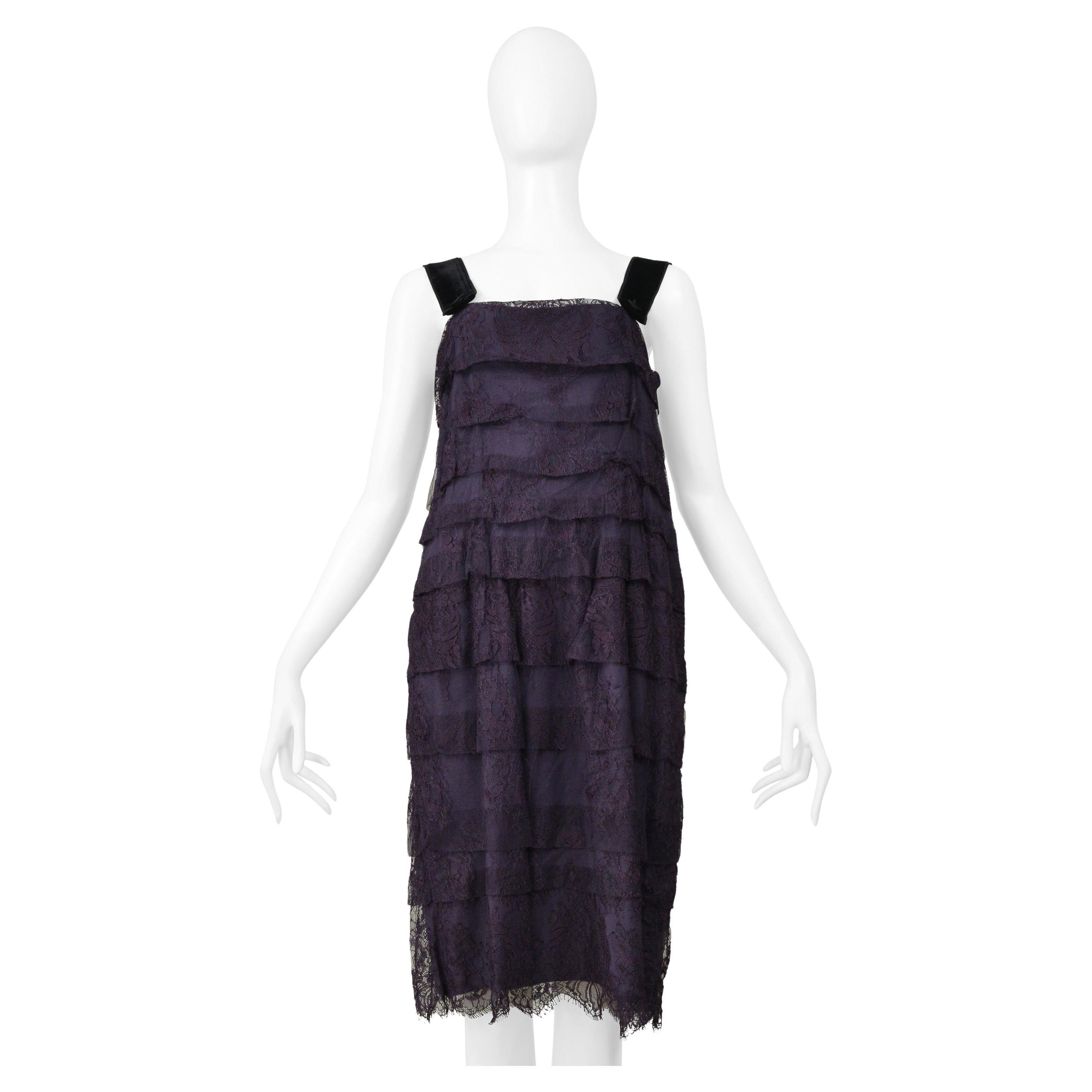 Lanvin, abito blu in pizzo con spalline in velluto e bottoni in raso 2006 in vendita