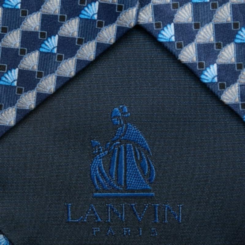 Cravatta Lanvin in seta stampata blu In condizioni buone in vendita a Dubai, Al Qouz 2