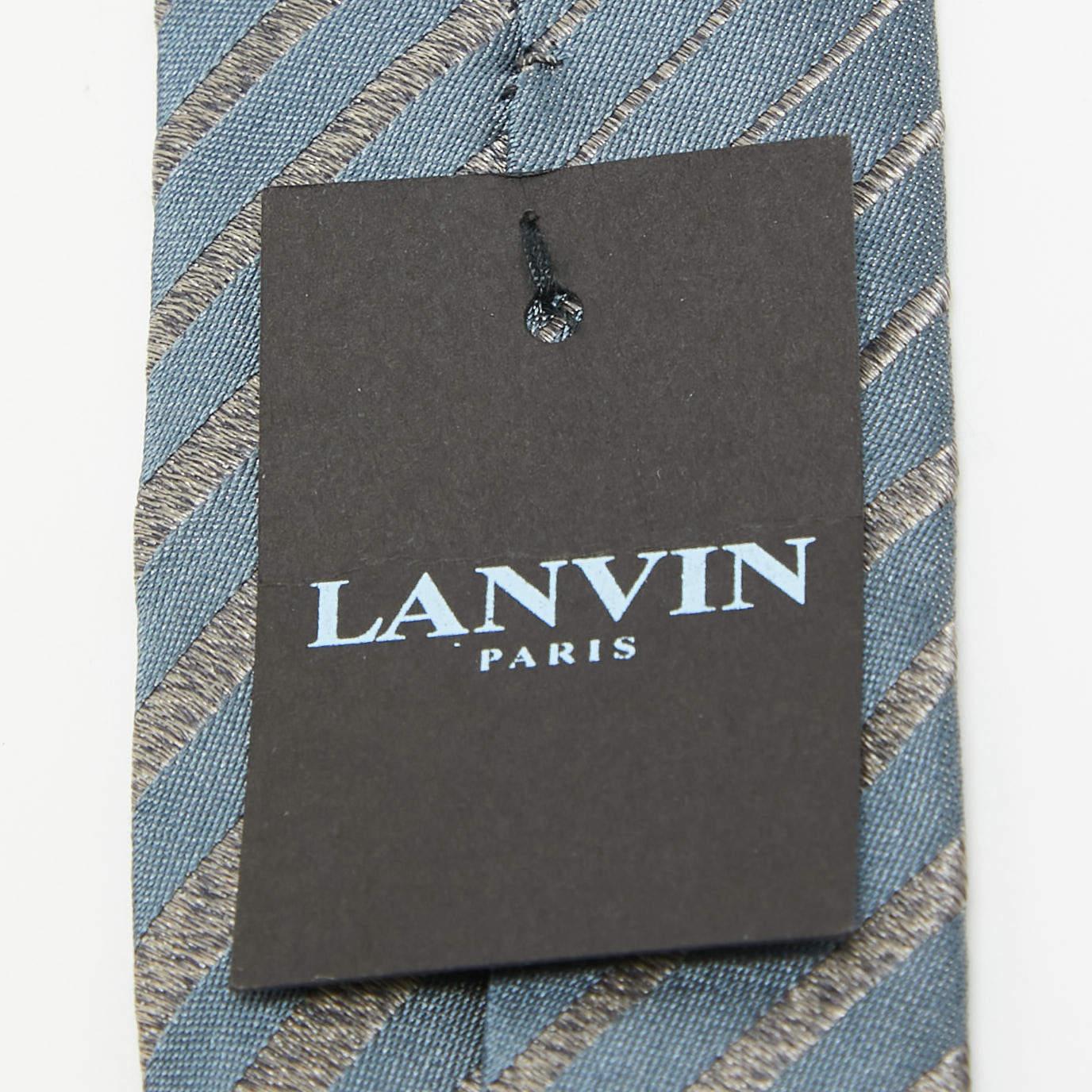 Lanvin Corbata Tradicional de Seda a Rayas Azul en Bueno estado para la venta en Dubai, Al Qouz 2