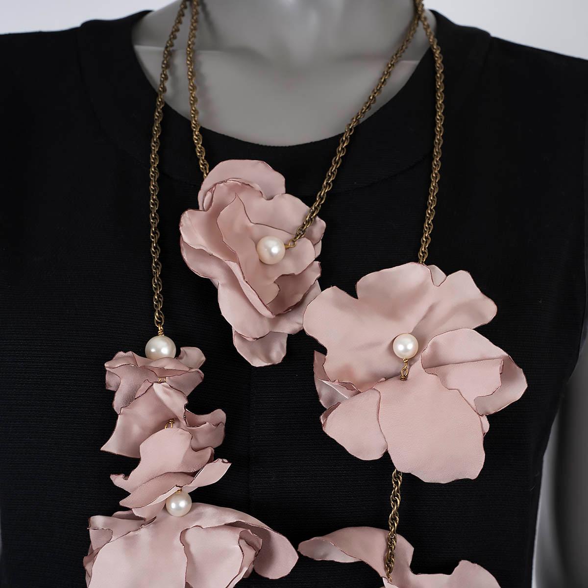 Women's LANVIN blush pink silk FLOWER PETAL & PEARL CHAIN Necklace For Sale