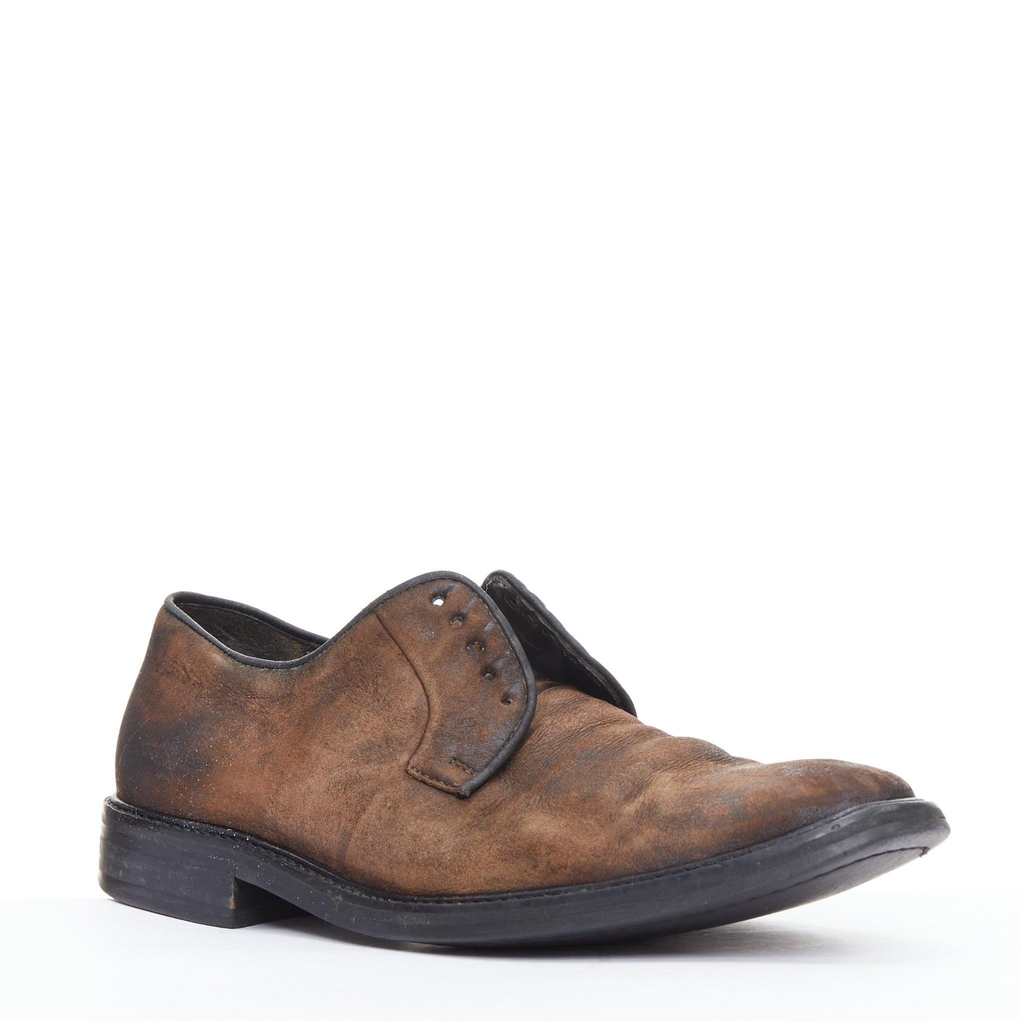 LANVIN Chaussures à lacets en cuir brossé vieilli Brown UK5 EU38
Référence : CNLE/A00335
Marque : Lanvin
Designer : Alber Elbaz
MATERIAL : Cuir
Couleur : marron
Motif : Solide
Fermeture : Slip On
Doublure : Cuir marron

CONDITION :
Condition :