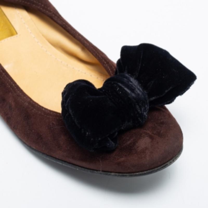 Lanvin Brown Suede Leather Bow Scrunch Ballet Flats Size 38 In Good Condition In Dubai, Al Qouz 2