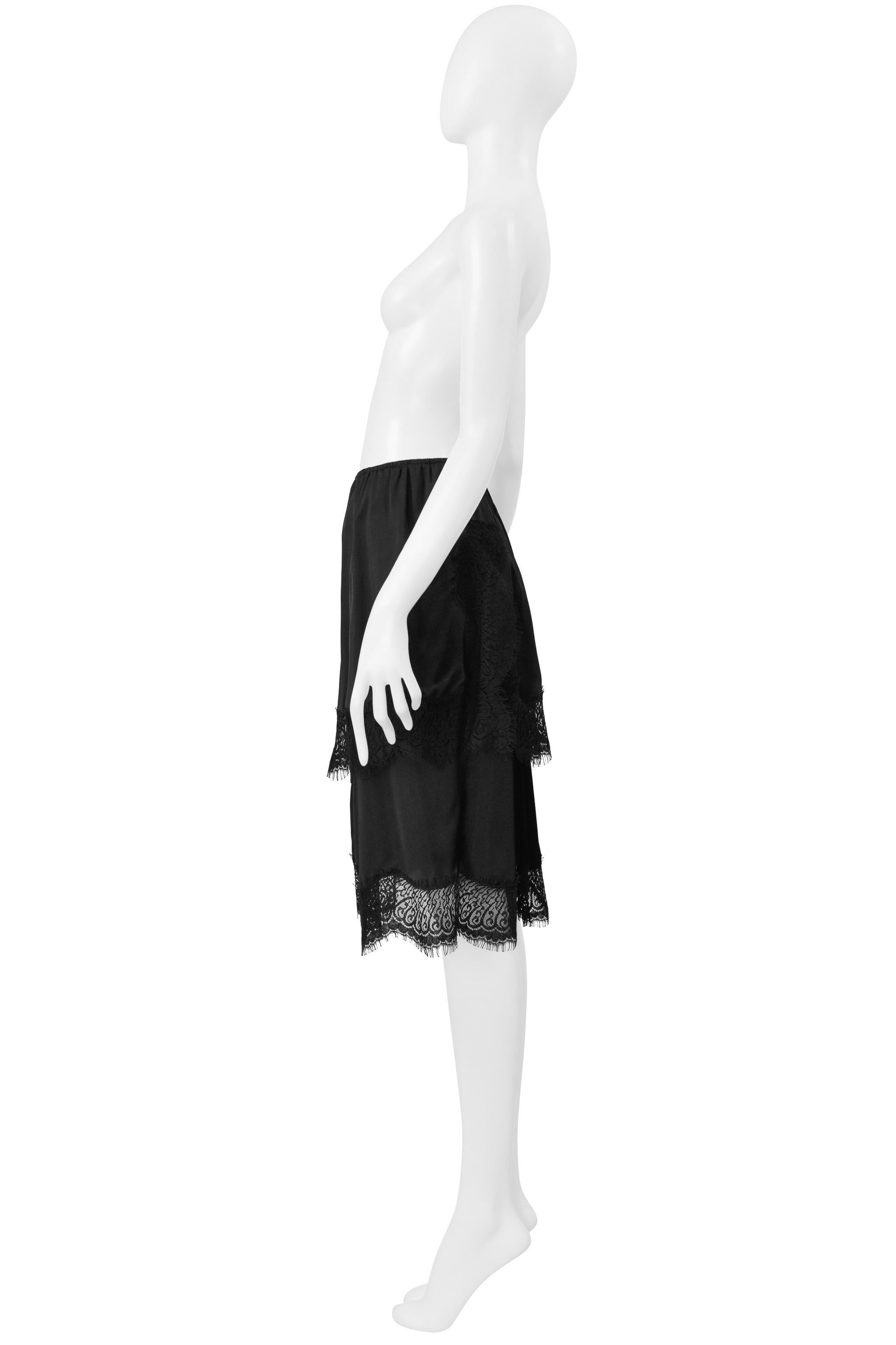 De las mujeres Lanvin By Alber Elbaz Falda a capas de encaje negro en venta