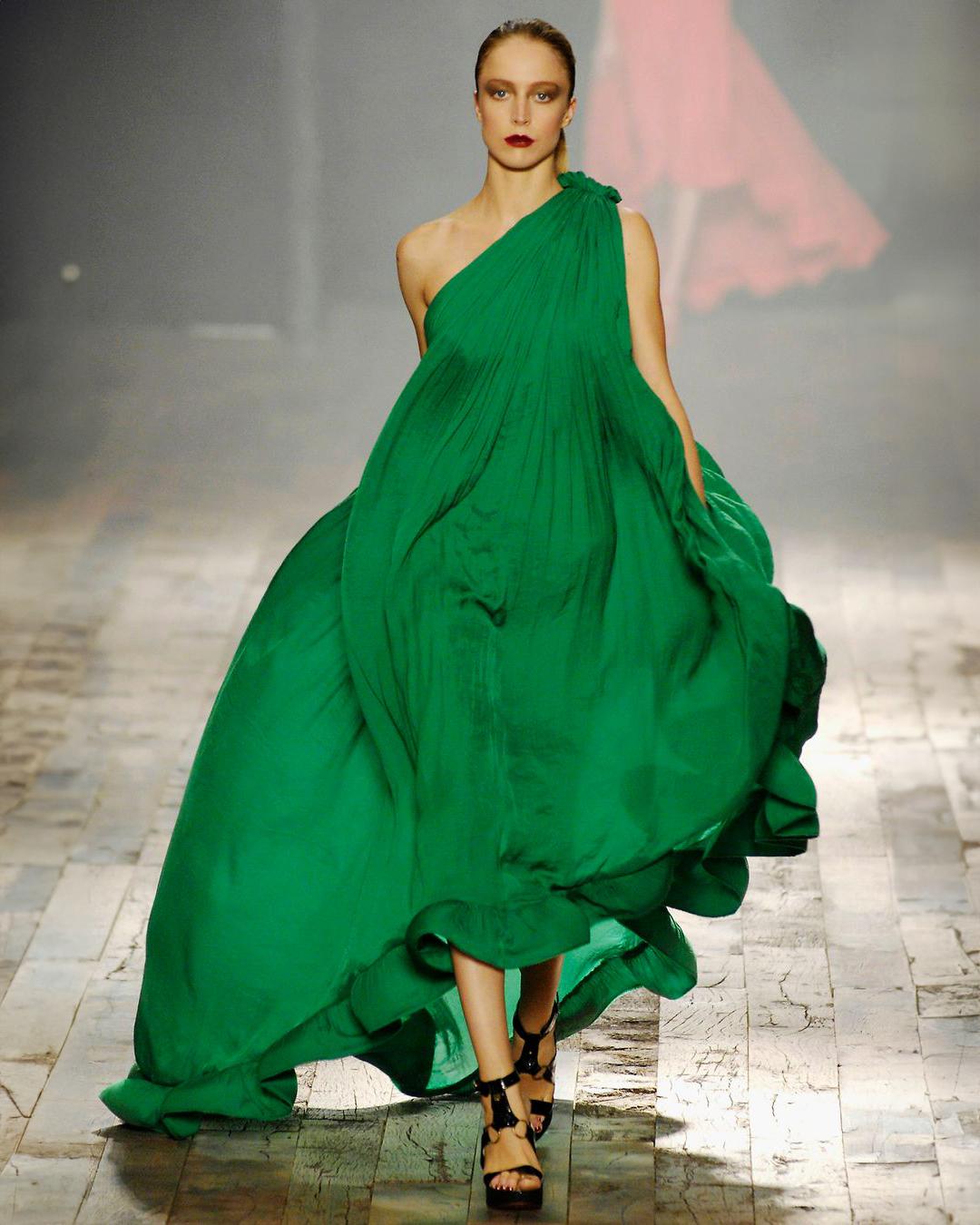 Lanvin by Alber Elbaz Green Pleated One-Shoulder Evening Dress, SS 2008 In Good Condition For Sale In London, GB