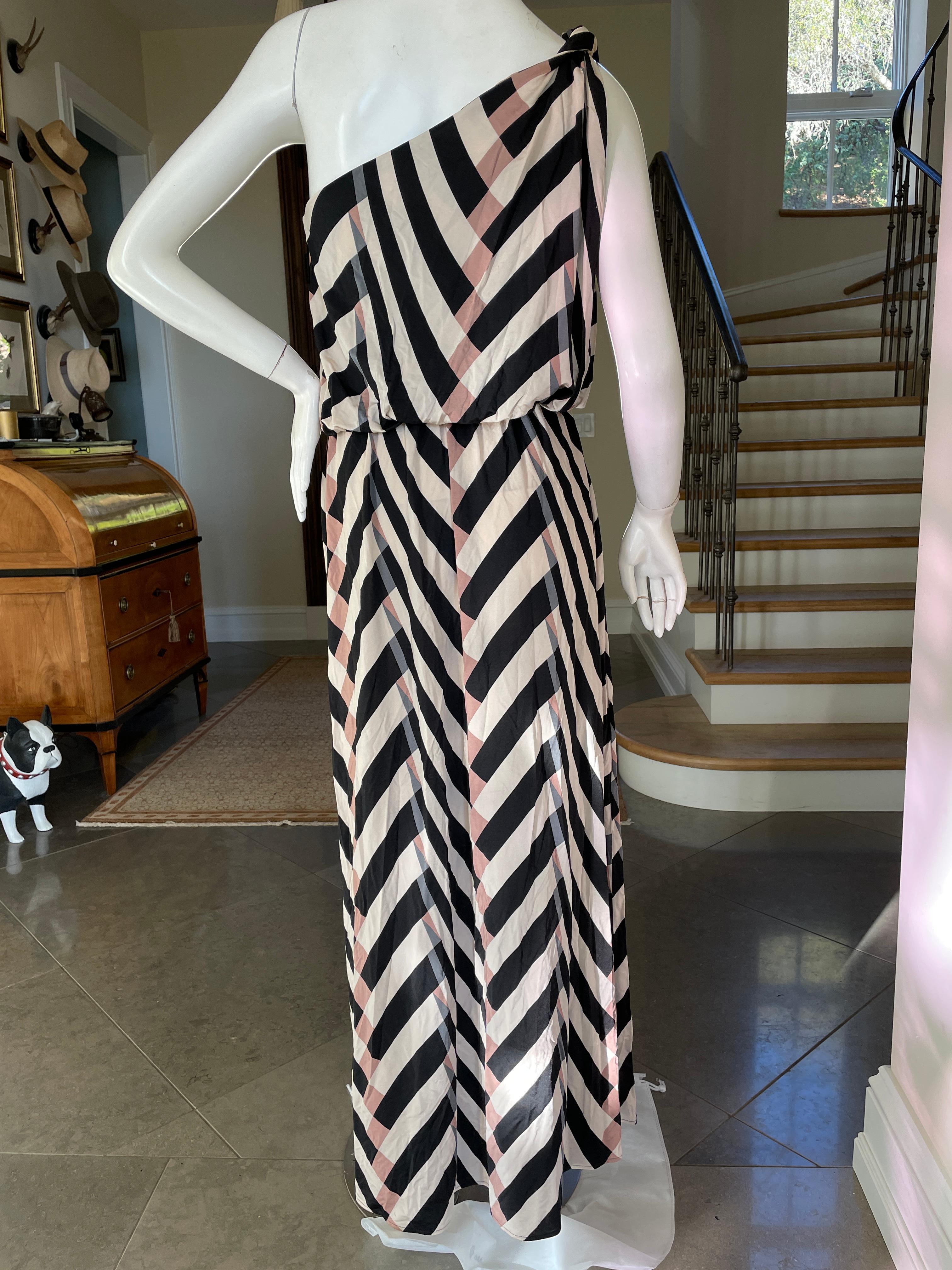 Lanvin by Alber Elbaz Op Art Chevron One Shoulder Dress  In Good Condition For Sale In Cloverdale, CA