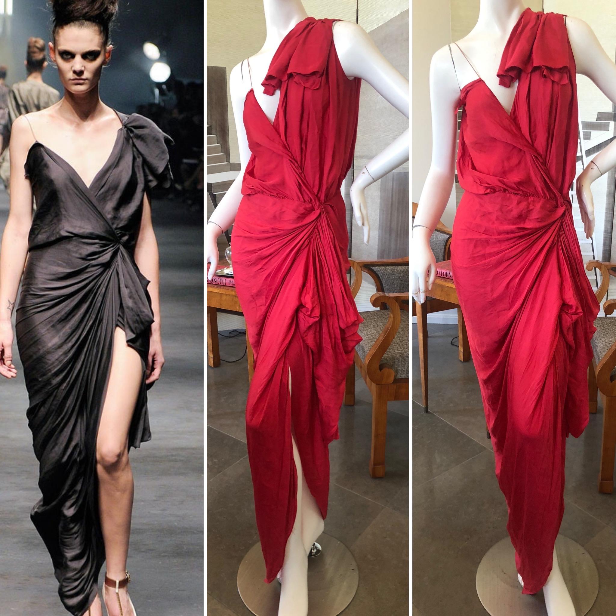Lanvin by Alber Elbaz Vestido Rojo Revelación de Diosa Primavera 2010 en Bueno estado para la venta en Cloverdale, CA