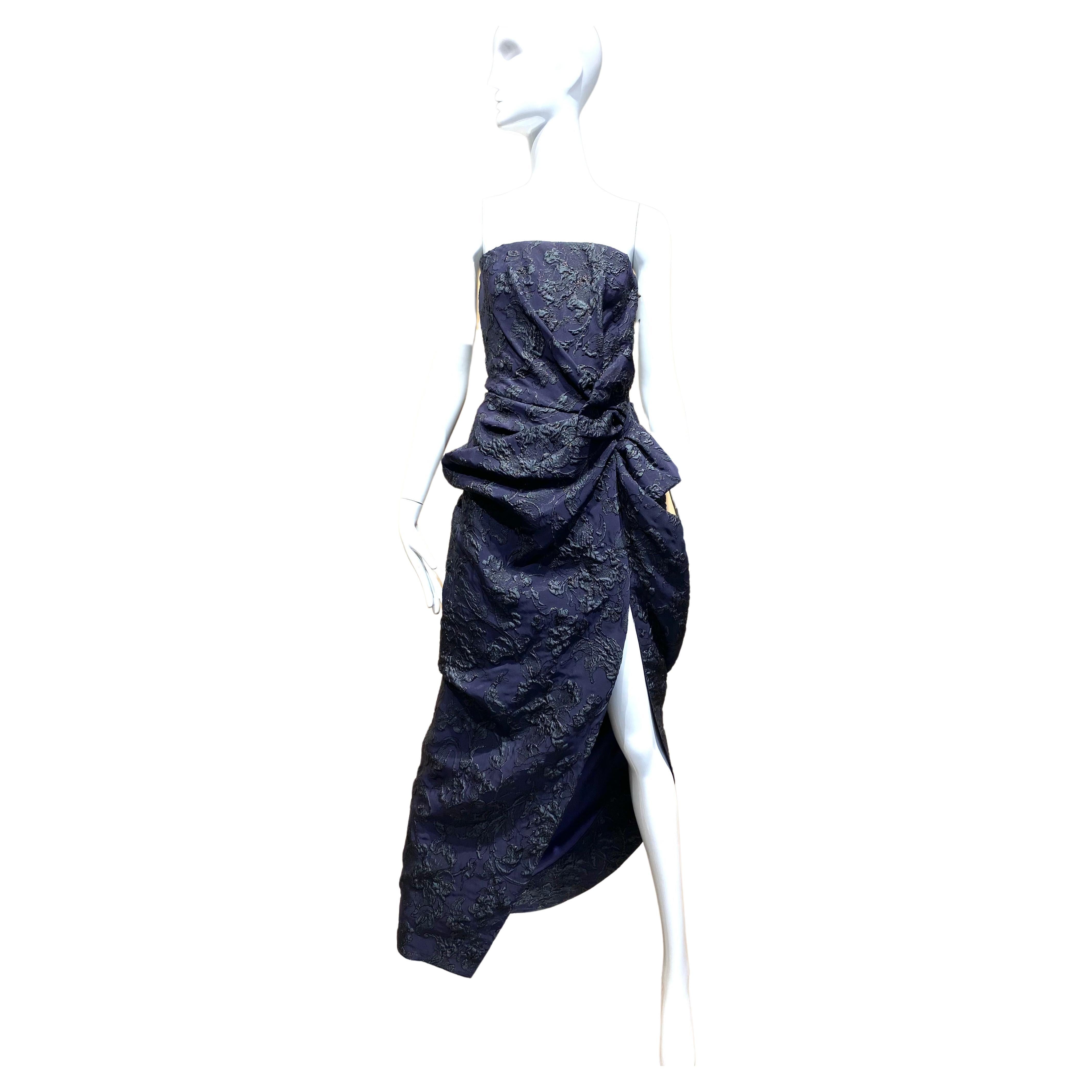 Alber Elbaz Trägerloses Kleid aus blauem Seidenbrokat  im Angebot