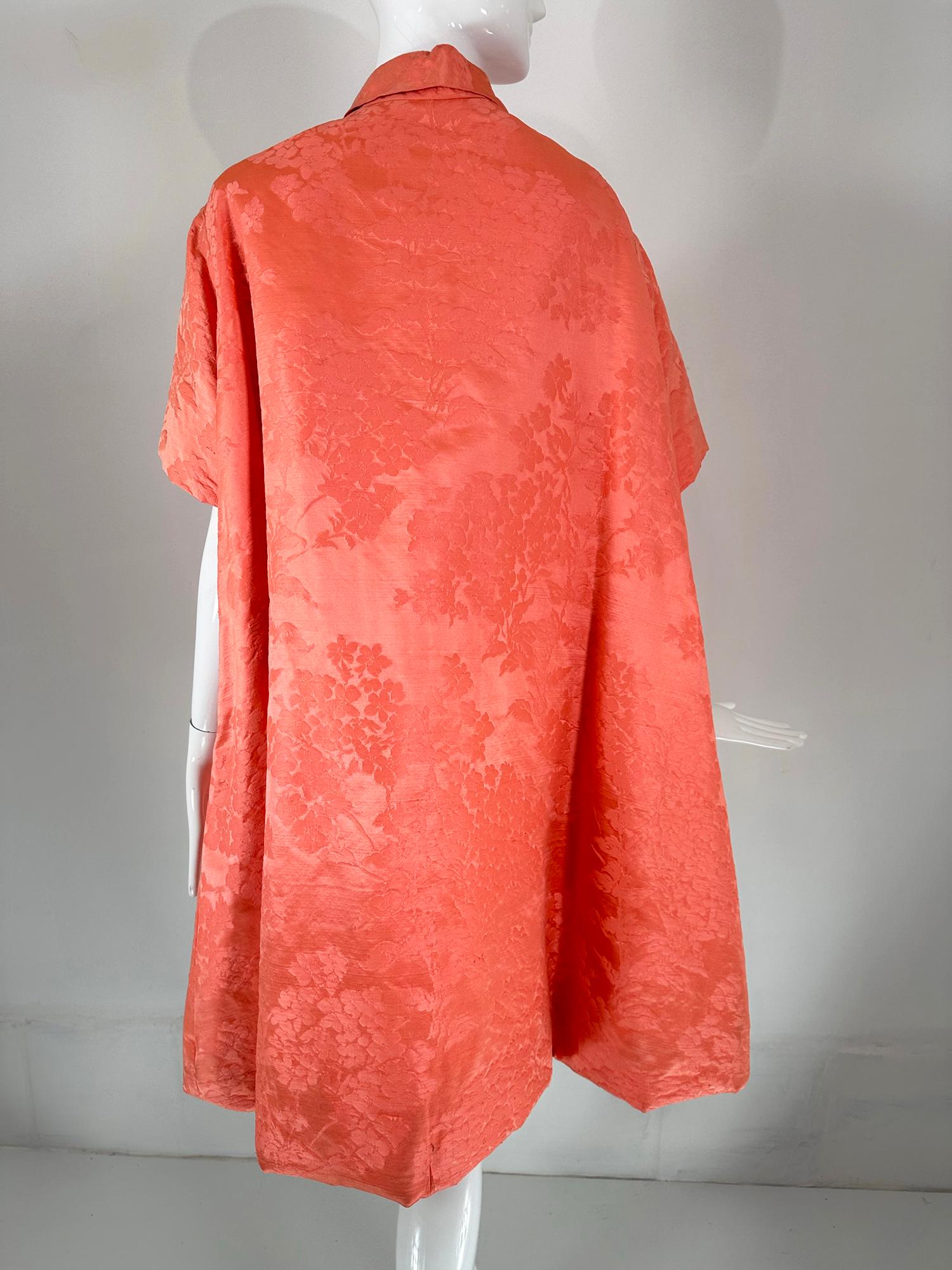 Lanvin Castello Haute Couture Ensemble Manteau et Robe en brocart de soie corail 1950s en vente 4