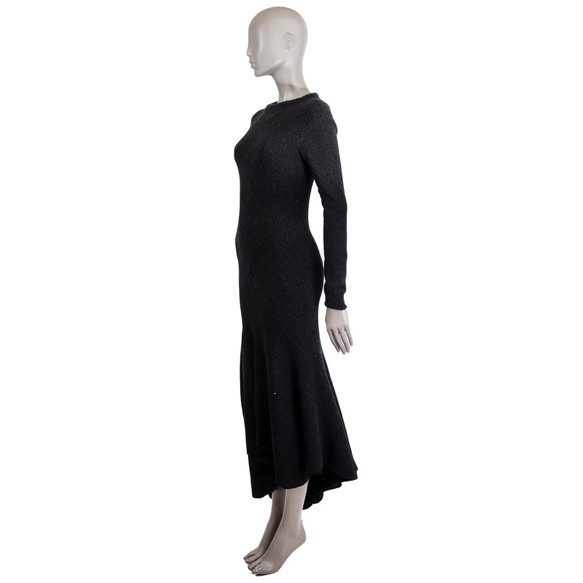 100% authentic Lanvin flared asymmetric ribbed knitt dress in charcoal wool (80%) and cashmere (20%) with a round neck and long sleeve. Has been worn and is excellent condition. 

Measurements
Tag Size	XS
Size	XS
Shoulder Width	41cm (16in)
Bust