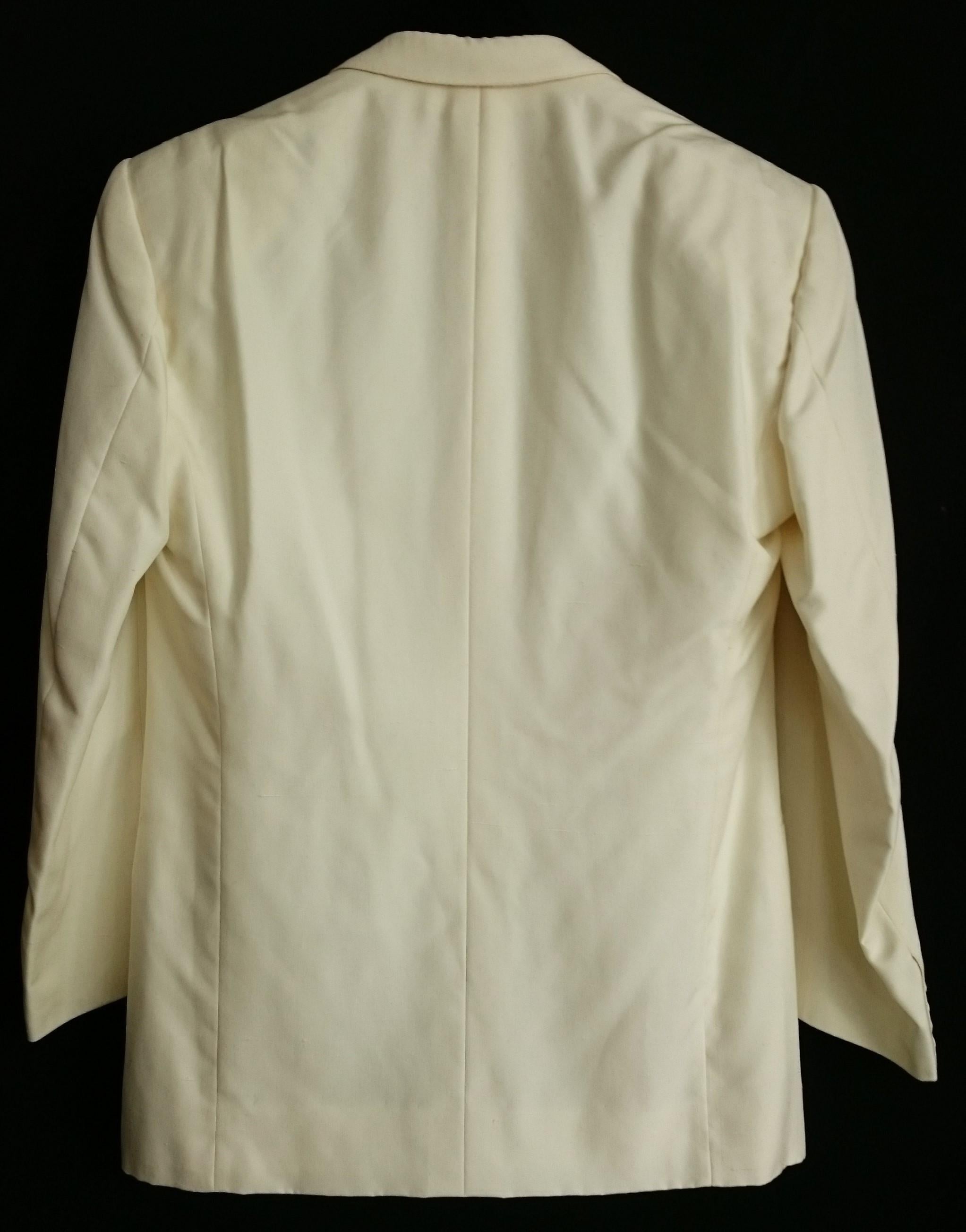 LANVIN Couture Silk Men's Cream Elegant Jacket with Black Trousers, Silk Satin Strip - Unworn, New

SIZE: equivalent to 52 IT ( EU: Medium - Large) , please review approx measurements as follows in cm. 
JACKET: lenght 80, chest underarm to underarm