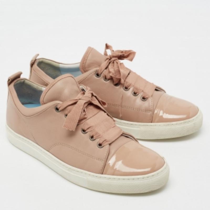 Lanvin, scarpe da ginnastica basse in pelle e vernice rosa polveroso con punta a cappuccio, taglia 40 in vendita 1