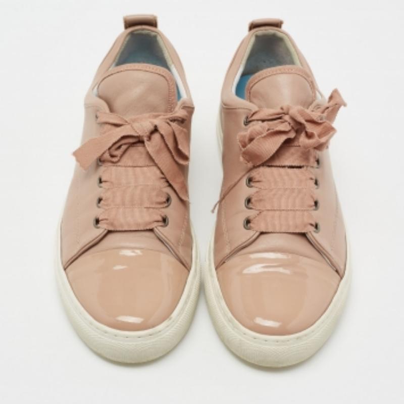 Lanvin, scarpe da ginnastica basse in pelle e vernice rosa polveroso con punta a cappuccio, taglia 40 in vendita 2