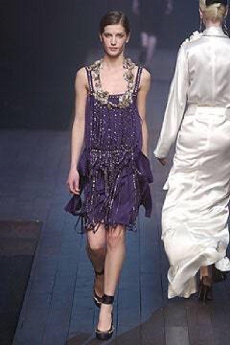 Lanvin Verschönertes lila Seidenkleid Winterkollektion, 2004 im Angebot 7