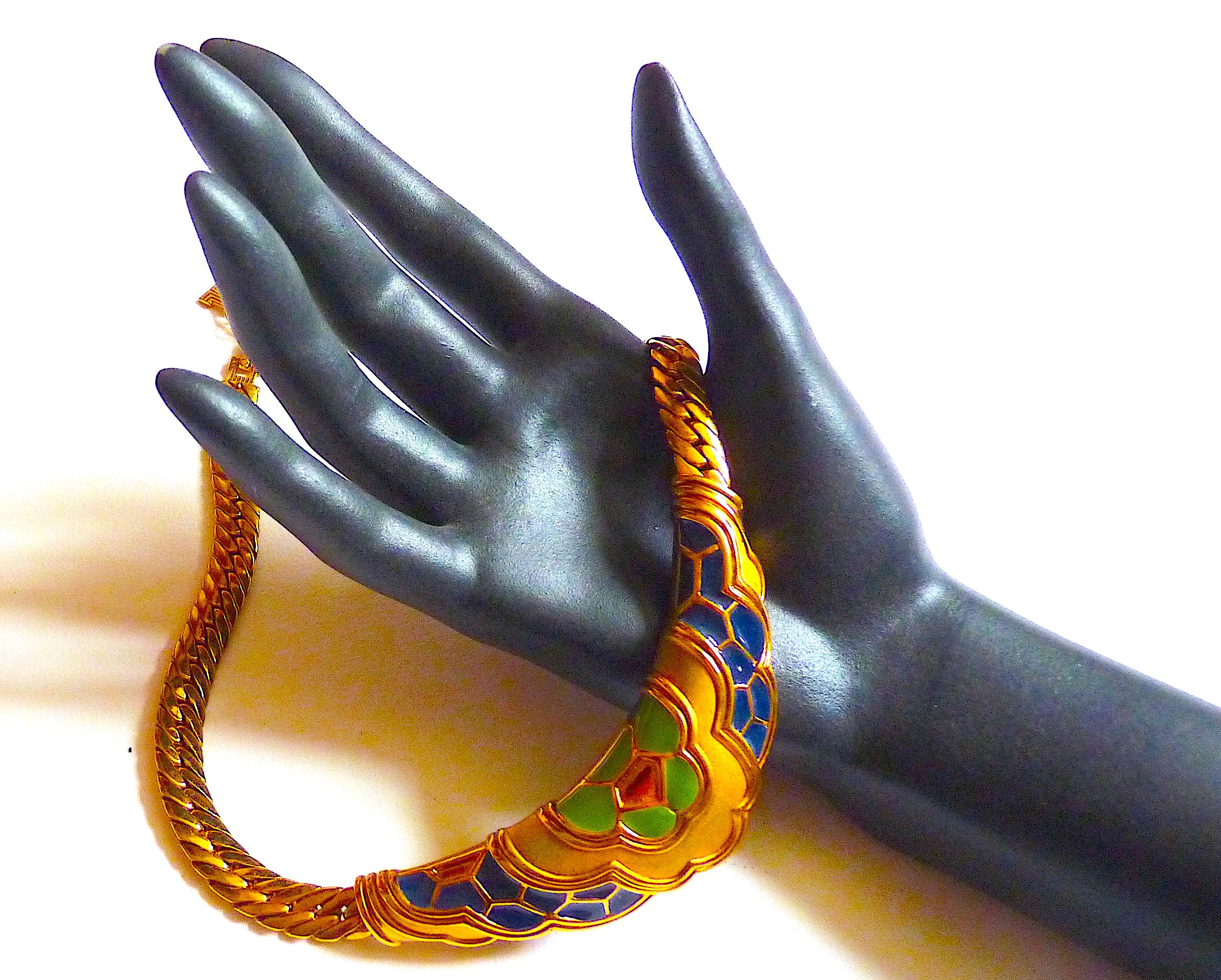 LANVIN Enamel & Gold Metal Choker Necklace from 1980s For Sale 3