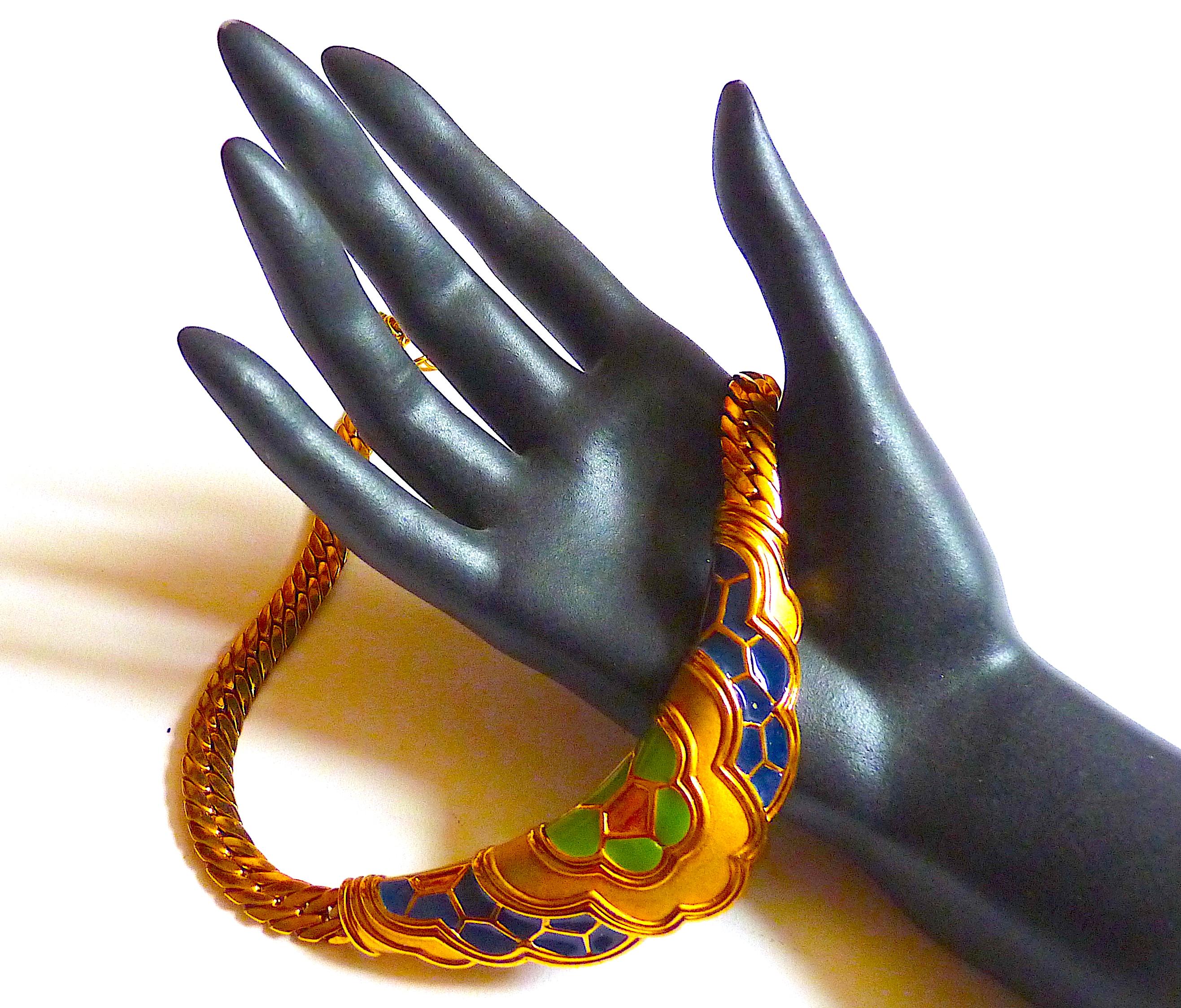 LANVIN Enamel & Gold Metal Choker Necklace from 1980s For Sale 4