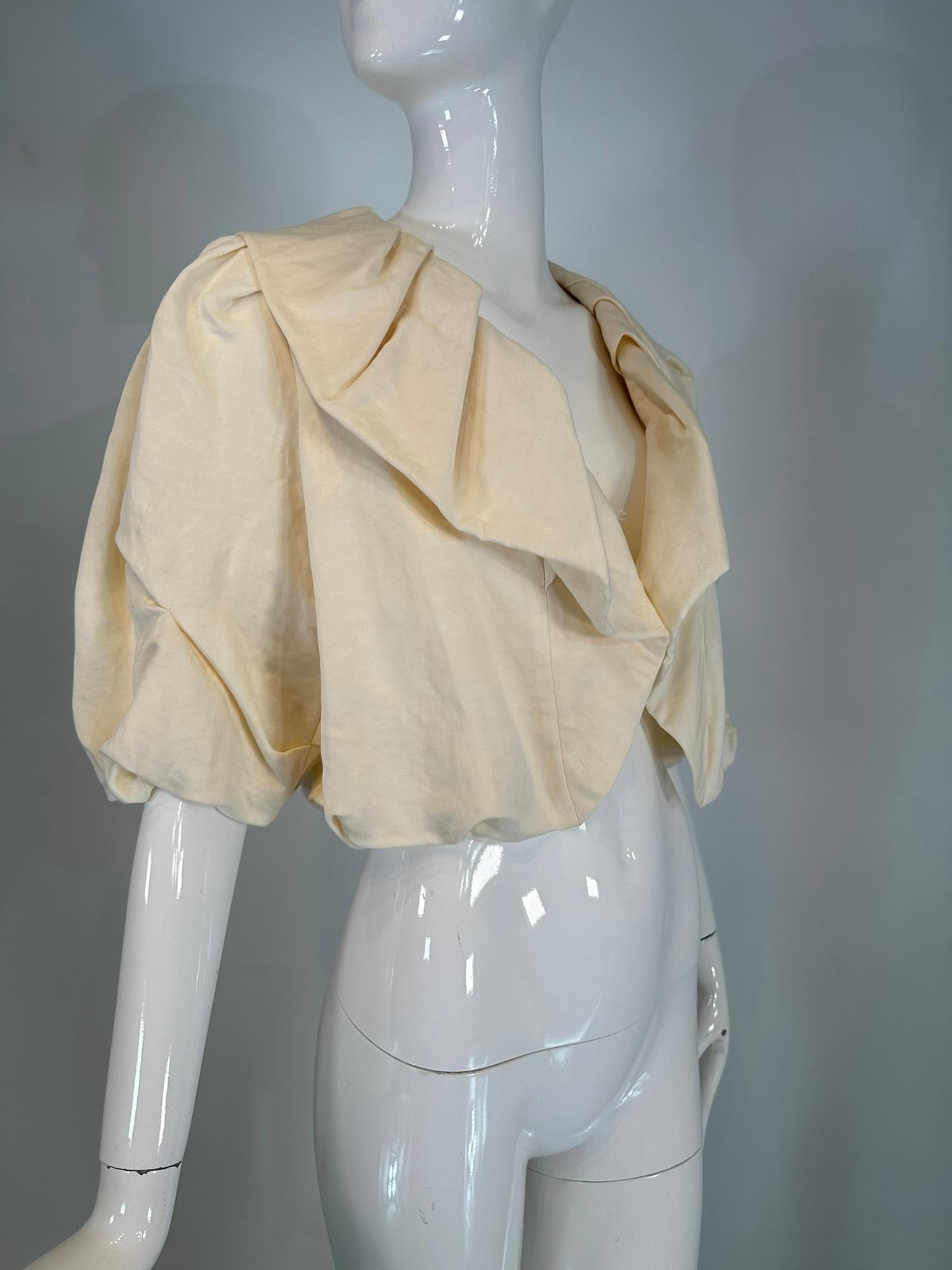 Lanvin Ete' 2006 Alber Elbaz Cream Shawl Collar Cropped Puff Sleeve Jacket  In Excellent Condition For Sale In West Palm Beach, FL