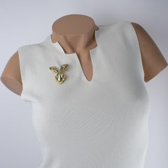 Lanvin – Geometrische Brosche aus vergoldetem Metall und blauem Emaille