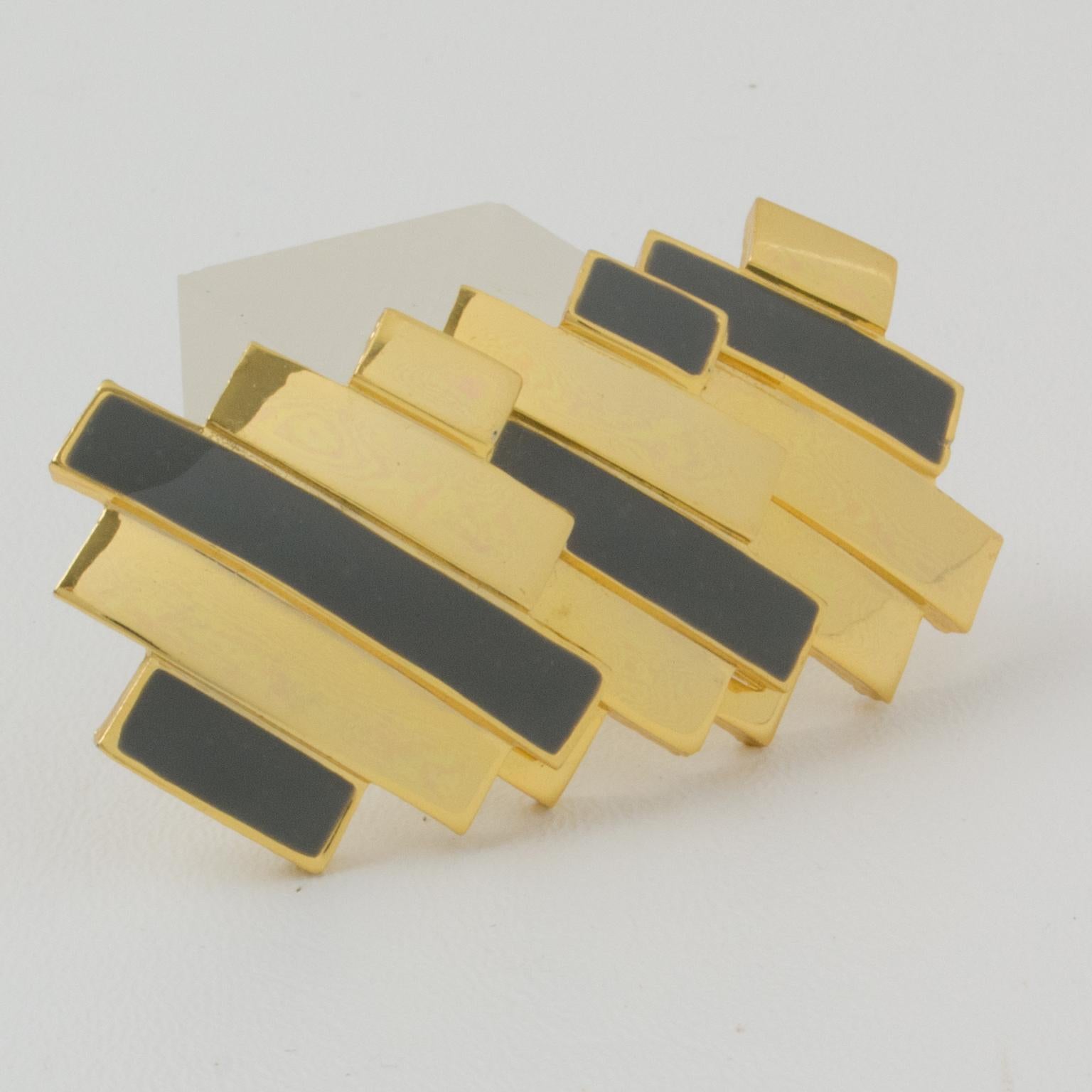 Lanvin Geometric Brooch Gilded Metal and Gray Enamel For Sale 2