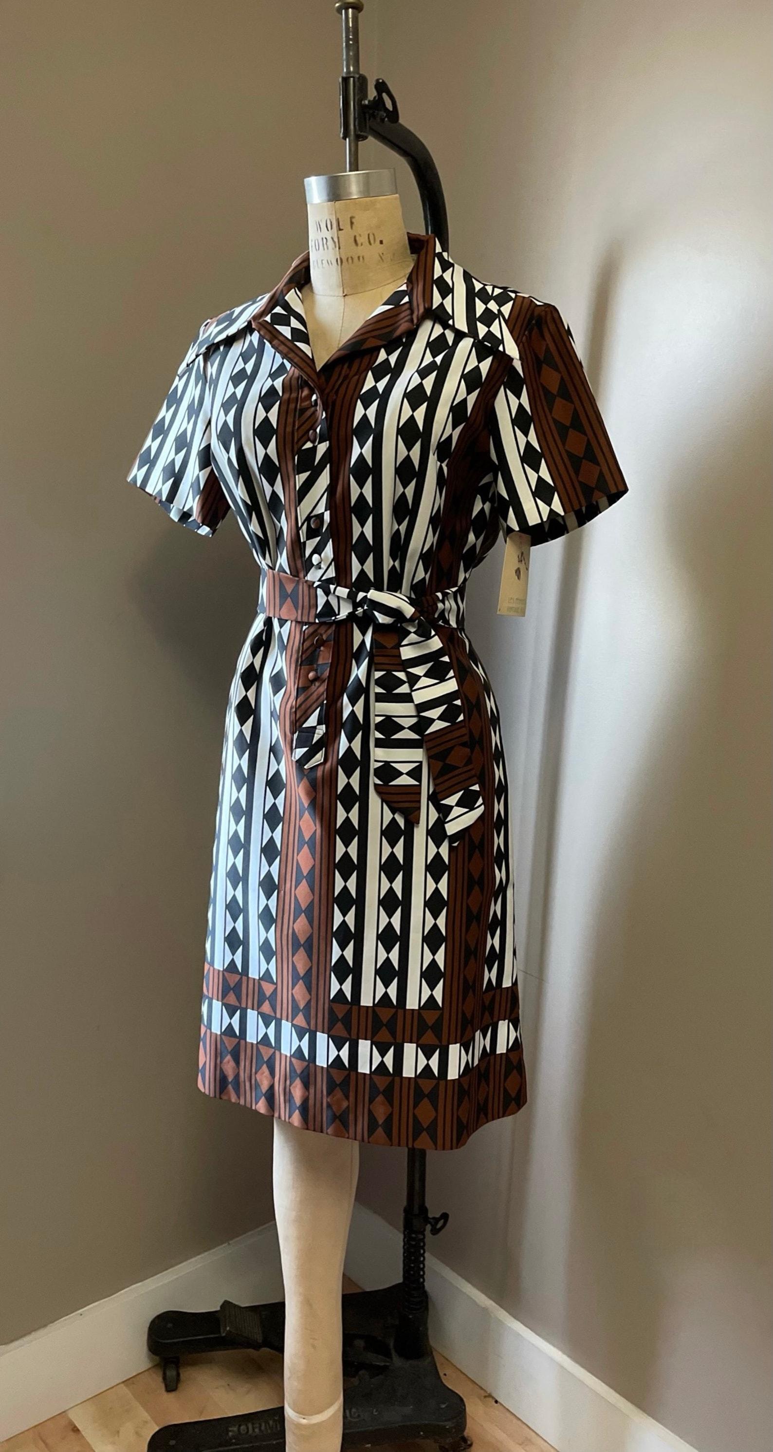 Lanvin geometric print dress Circa 1970s For Sale 3
