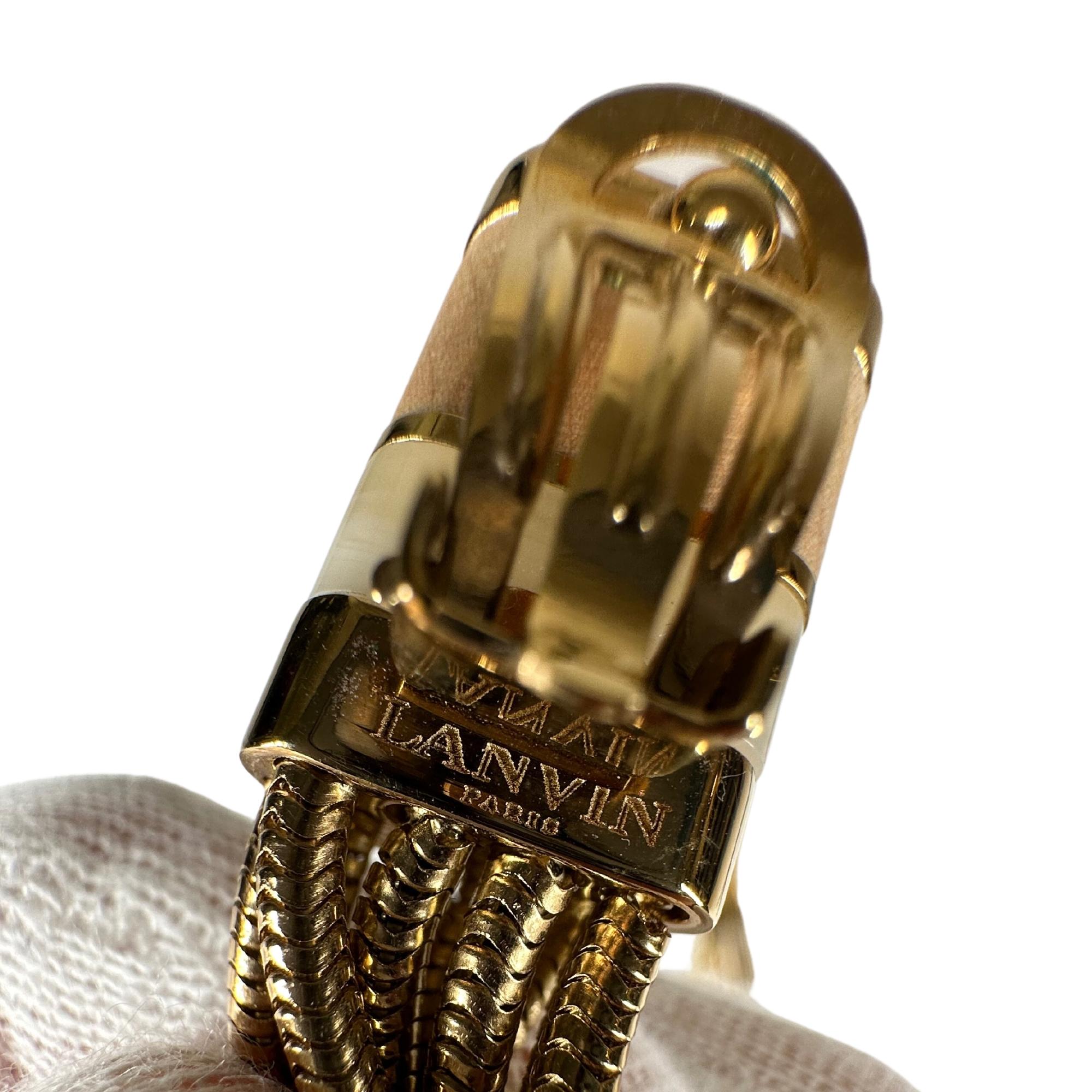 Lanvin Gold-Ohrringe mit Quaste und Metallkette im Zustand „Hervorragend“ im Angebot in Montreal, Quebec