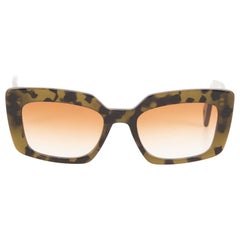 Lunettes de soleil carrées en écaille de tortue verte Lanvin