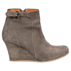 Lanvin - Stivali con zeppa in pelle scamosciata di colore grigio Taglia IT 36