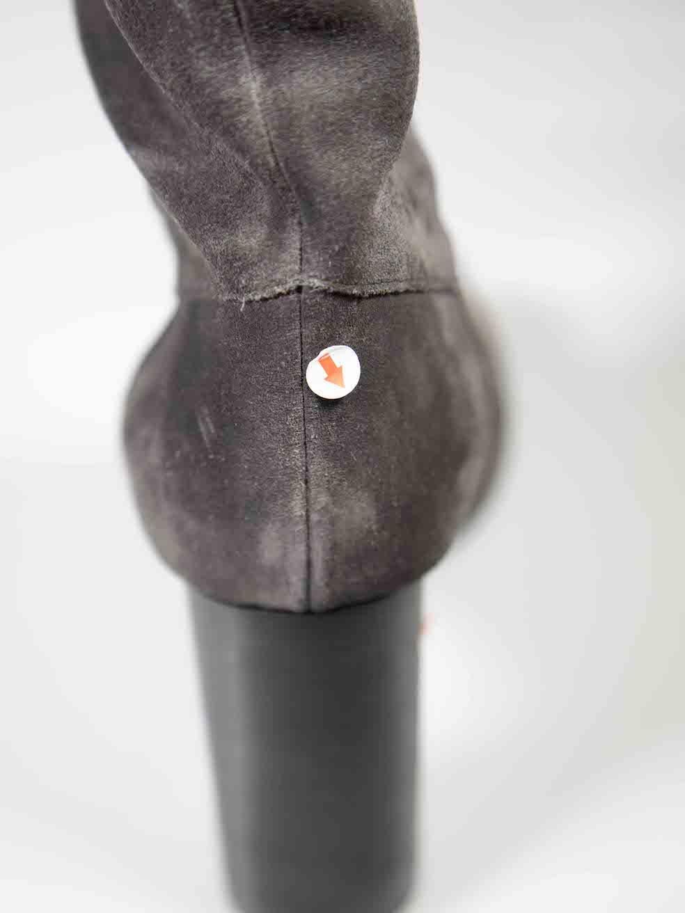 Lanvin Stivali al ginocchio in pelle scamosciata grigia taglia IT 41 in vendita 2