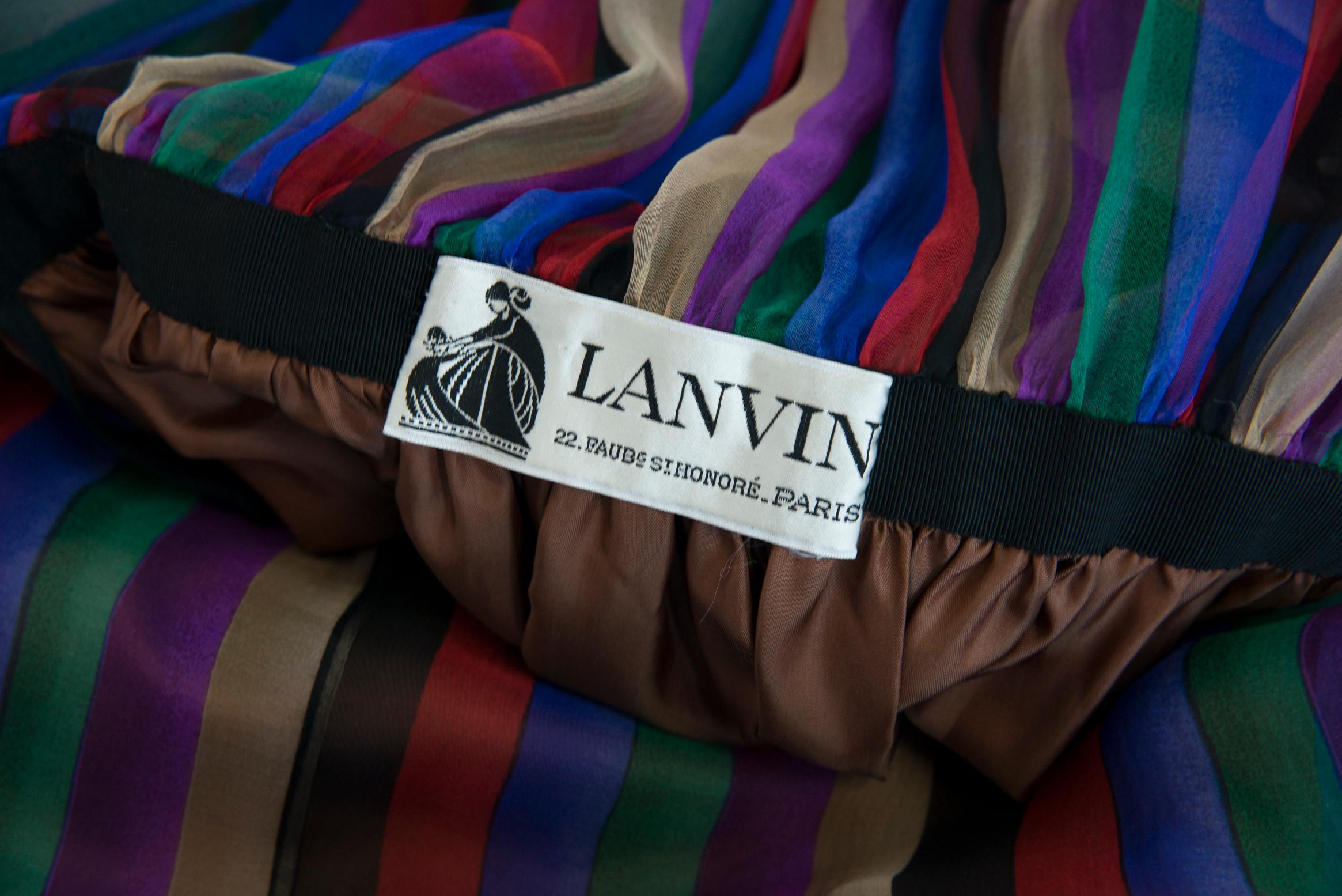 Lanvin Haute Couture - Robe longue en mousseline de soie imprimée rayée à épaules dénudées en vente 11