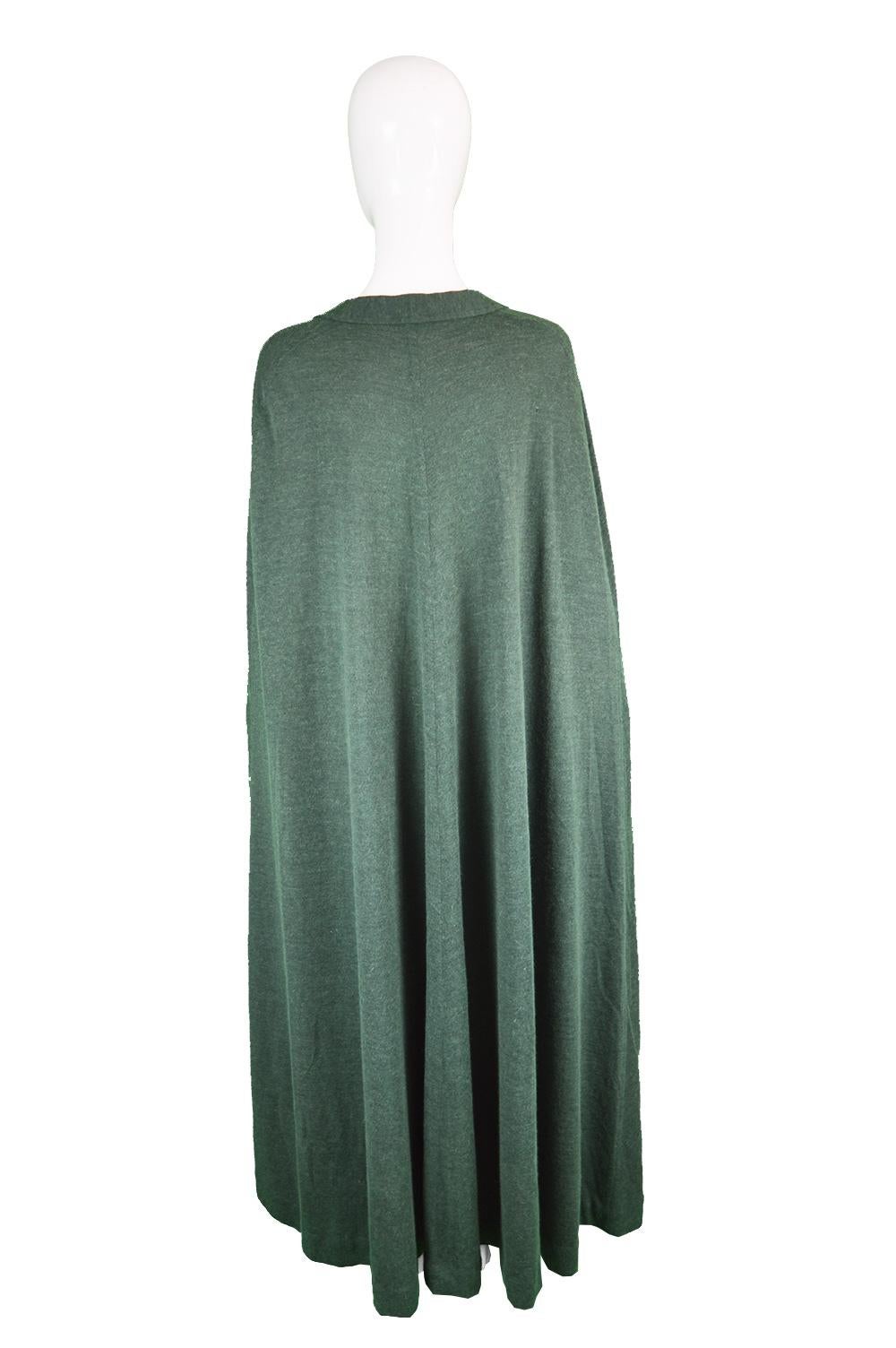 Lanvin Haute Couture Unstructured Green Wool Knit Maxi Cape Cloak, 1970s For Sale 6