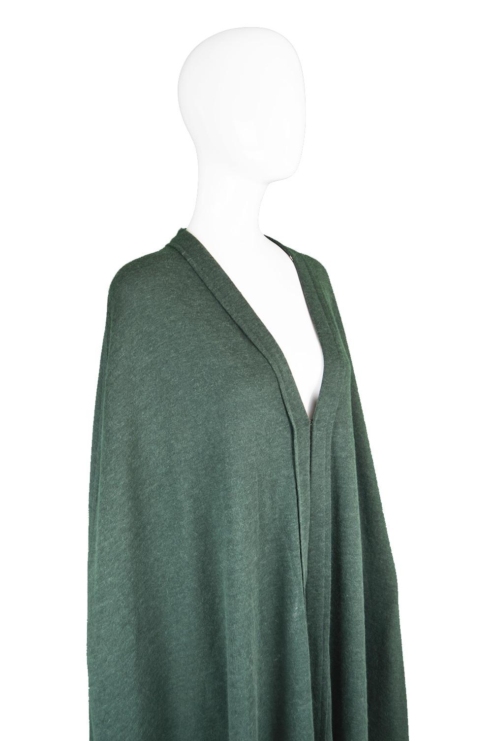 Women's Lanvin Haute Couture Unstructured Green Wool Knit Maxi Cape Cloak, 1970s For Sale