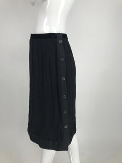 Lanvin Hiver 2006 Black Silk Skirt with Side Button Closure.