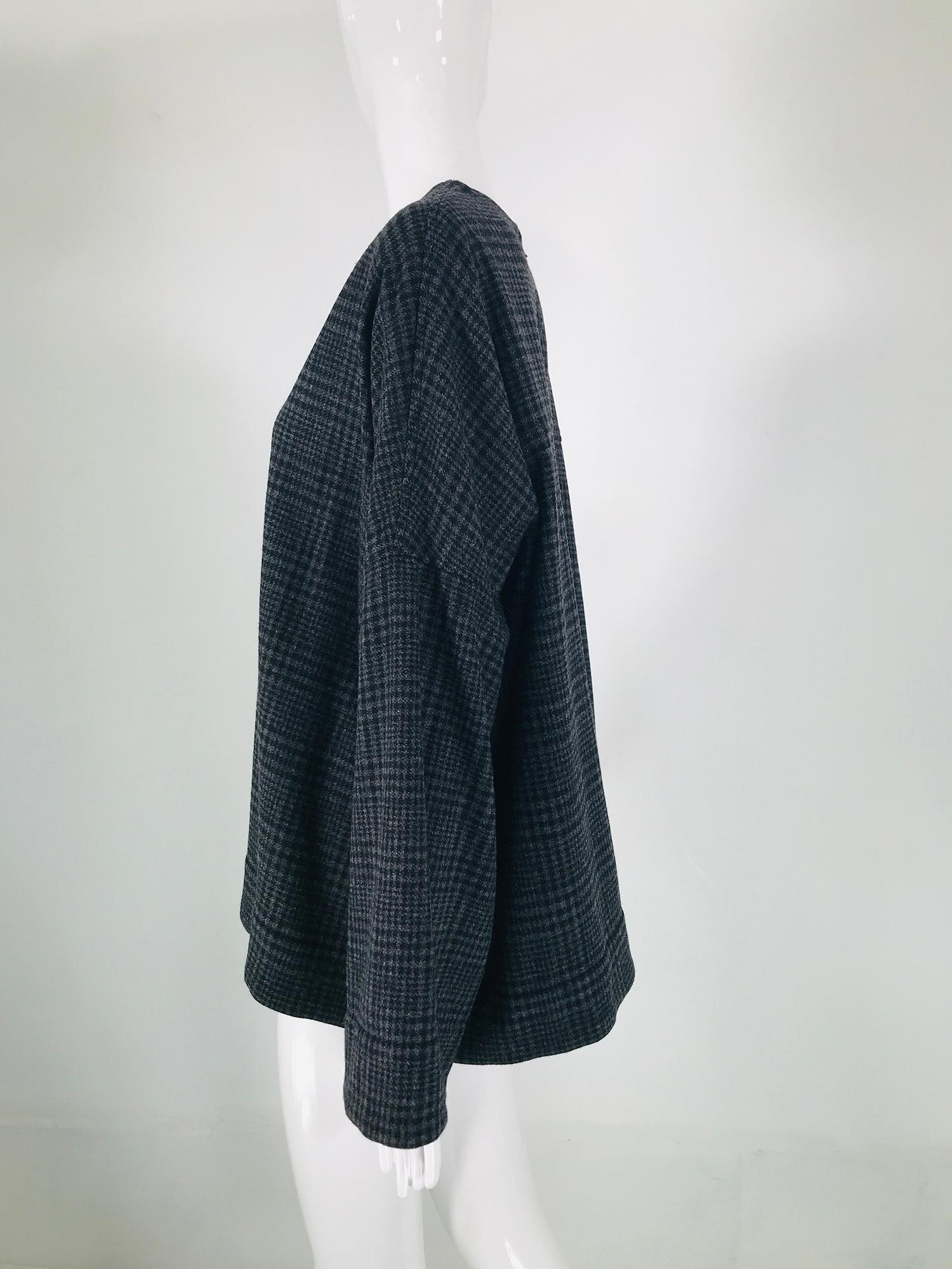 Lanvin Hiver 2015 Grey Wool Plaid Oversize Kimono Sleeve Top  In Excellent Condition In West Palm Beach, FL