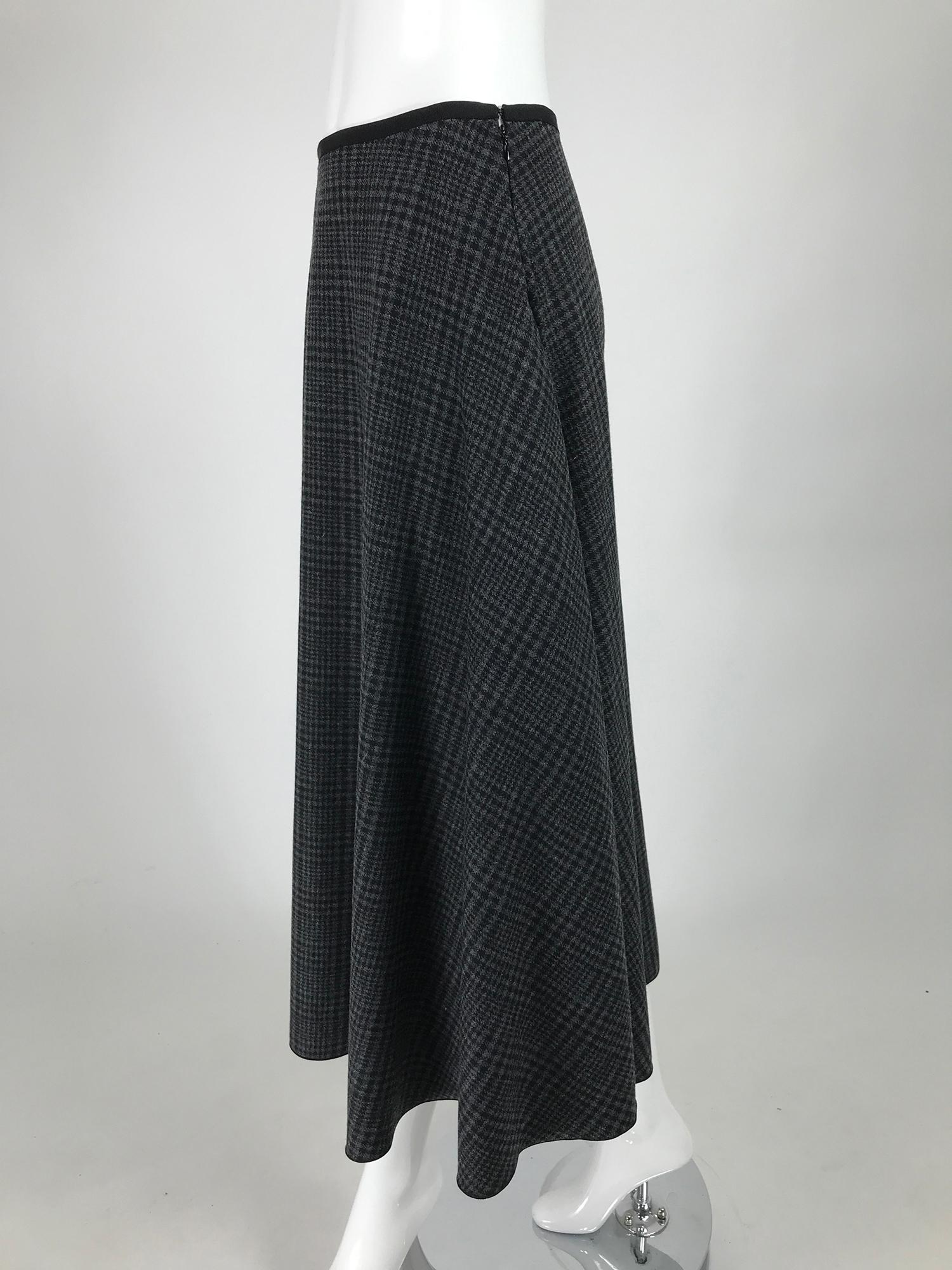 Lanvin Hiver 2015 Wool Plaid Bias Cut Skirt 42 In Excellent Condition In West Palm Beach, FL