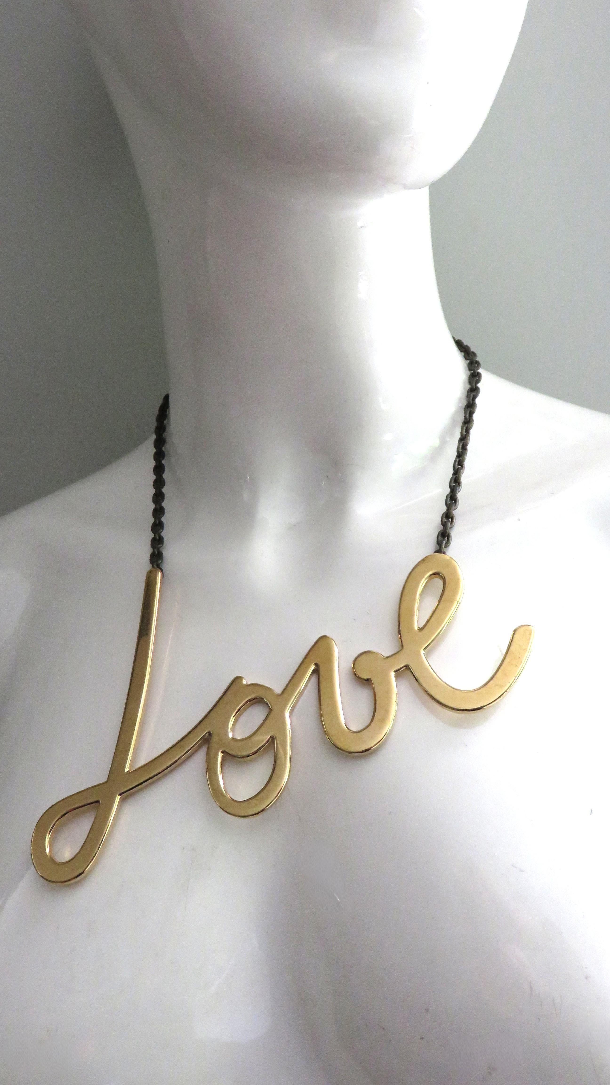 Donna Collana Lanvin Iconic LOVE con scatola in vendita