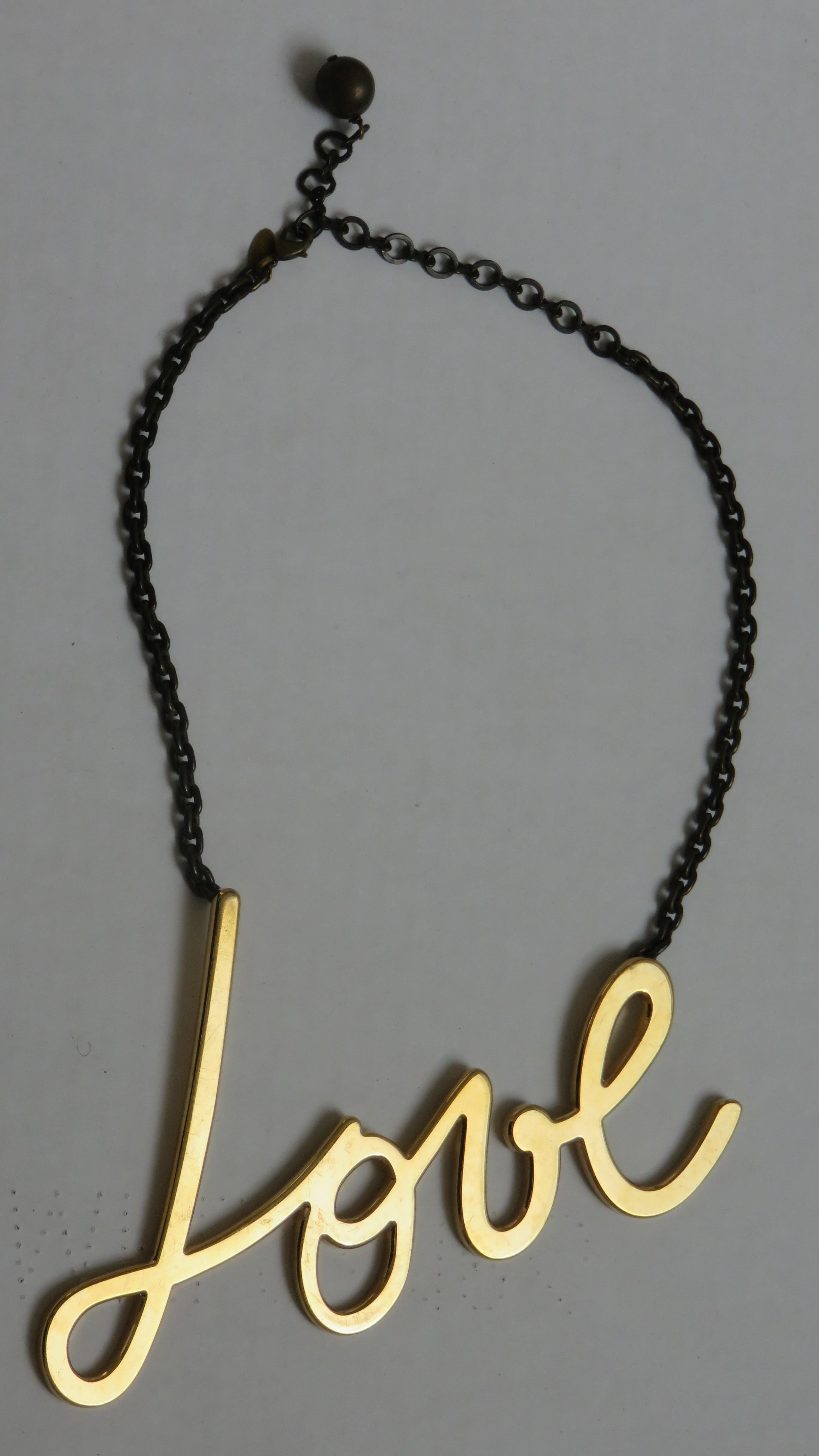 Collana Lanvin Iconic LOVE con scatola in vendita 3