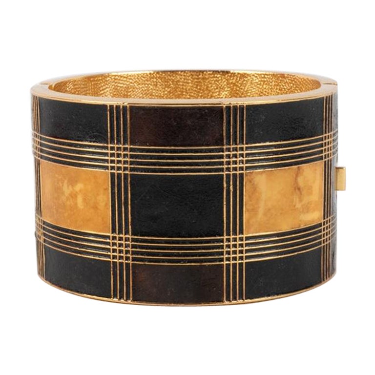 Lanvin Paris Cuff Bracelets - 10 For Sale at 1stDibs display picture 3