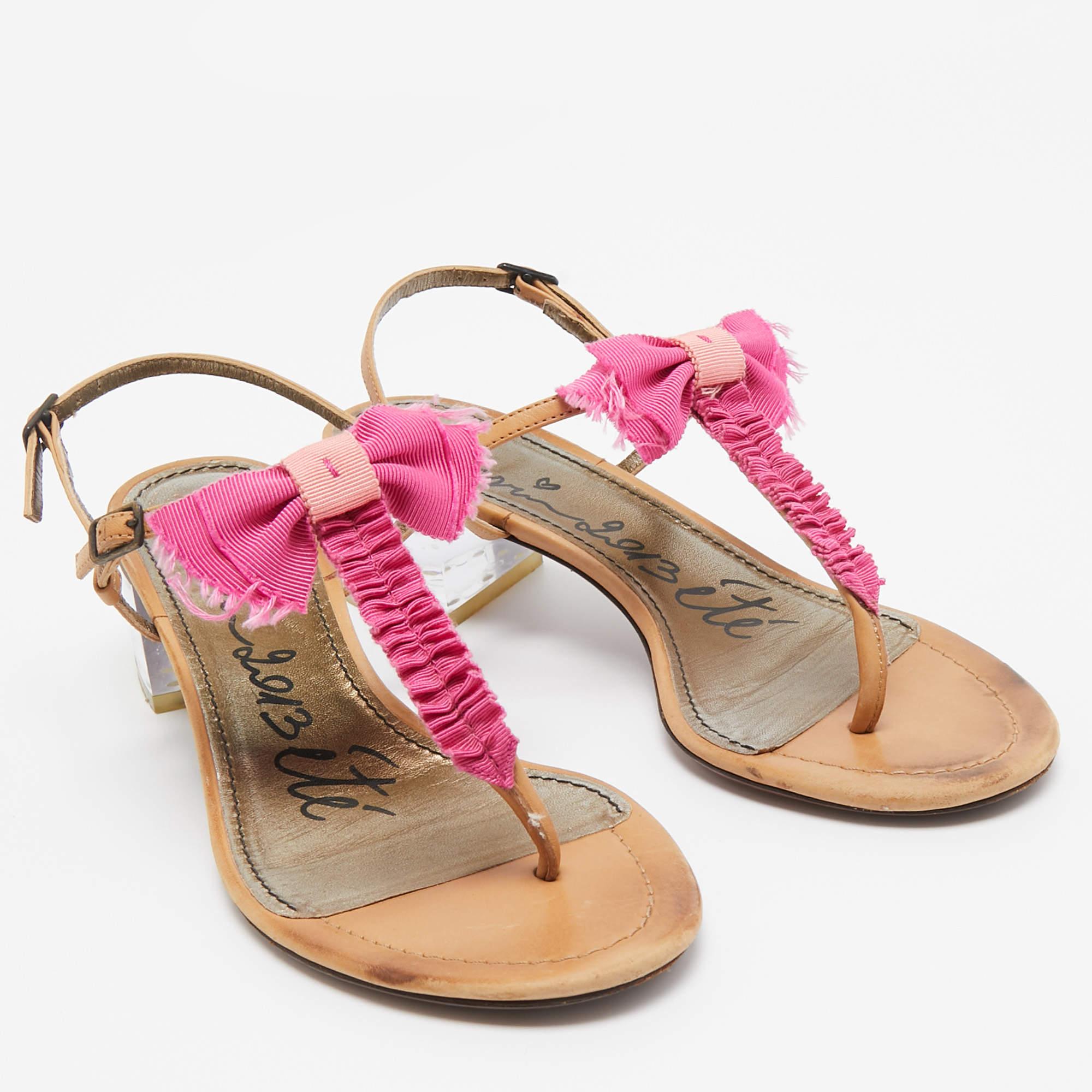 Lanvin Light Brown/Pink Leather and Fabric Bow Thong Ankle Strap Sandals Size 37 In Good Condition For Sale In Dubai, Al Qouz 2