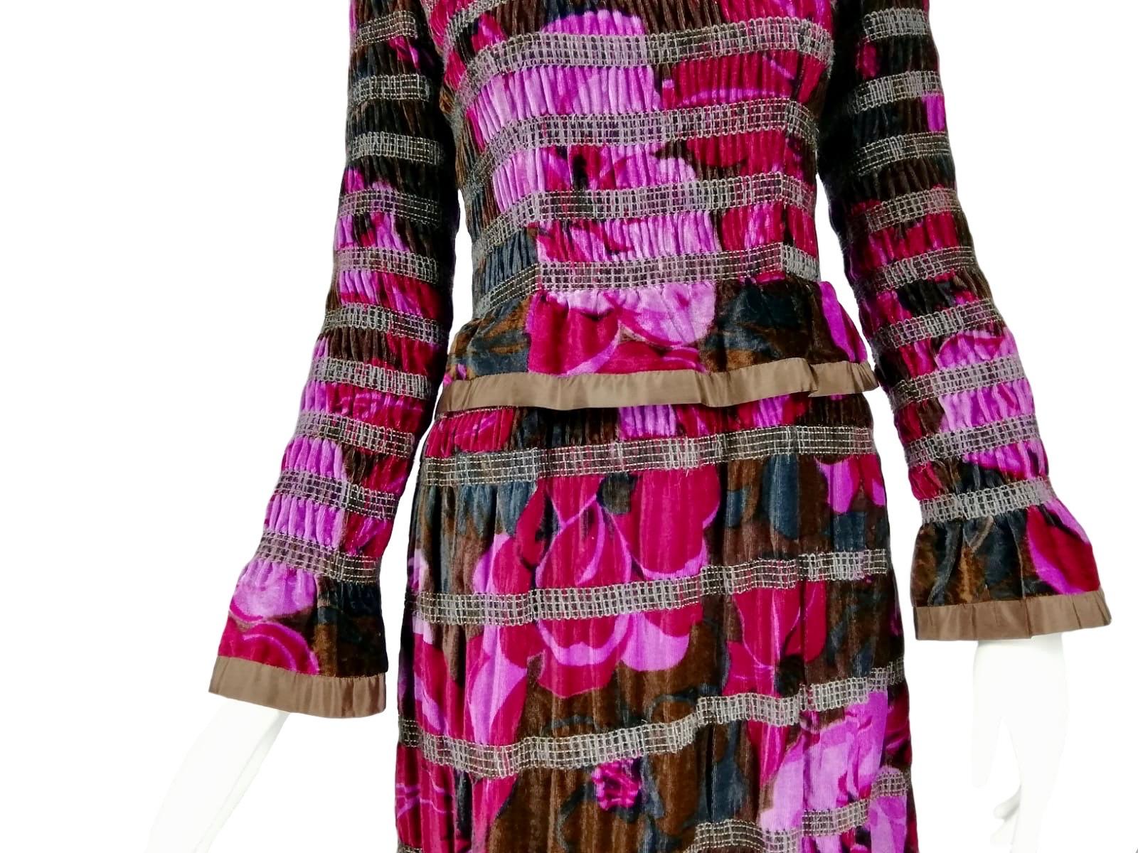 Noir Lanvin - Robe longue en velours  60s/70s en vente