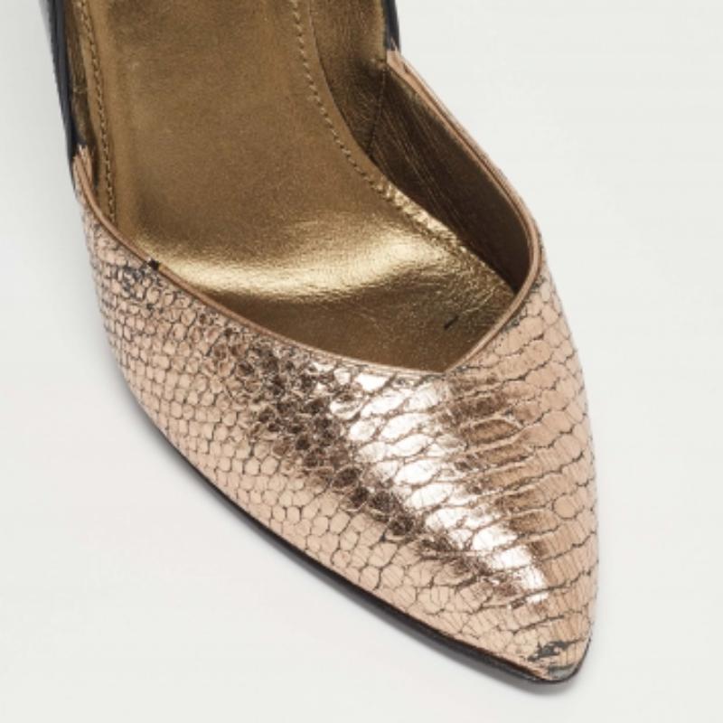 Lanvin Metallisch/Schwarz Geprägtes Python und Leder Pumps Größe 38 im Zustand „Gut“ im Angebot in Dubai, Al Qouz 2