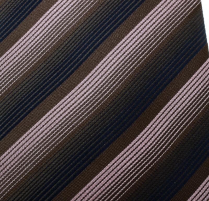 Lanvin Mehrfarbige Diagonal gestreifte traditionelle Seidenkrawatte aus Seide im Zustand „Gut“ im Angebot in Dubai, Al Qouz 2