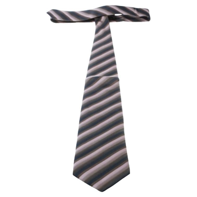 Lanvin Mehrfarbige Diagonal gestreifte traditionelle Seidenkrawatte aus Seide im Angebot