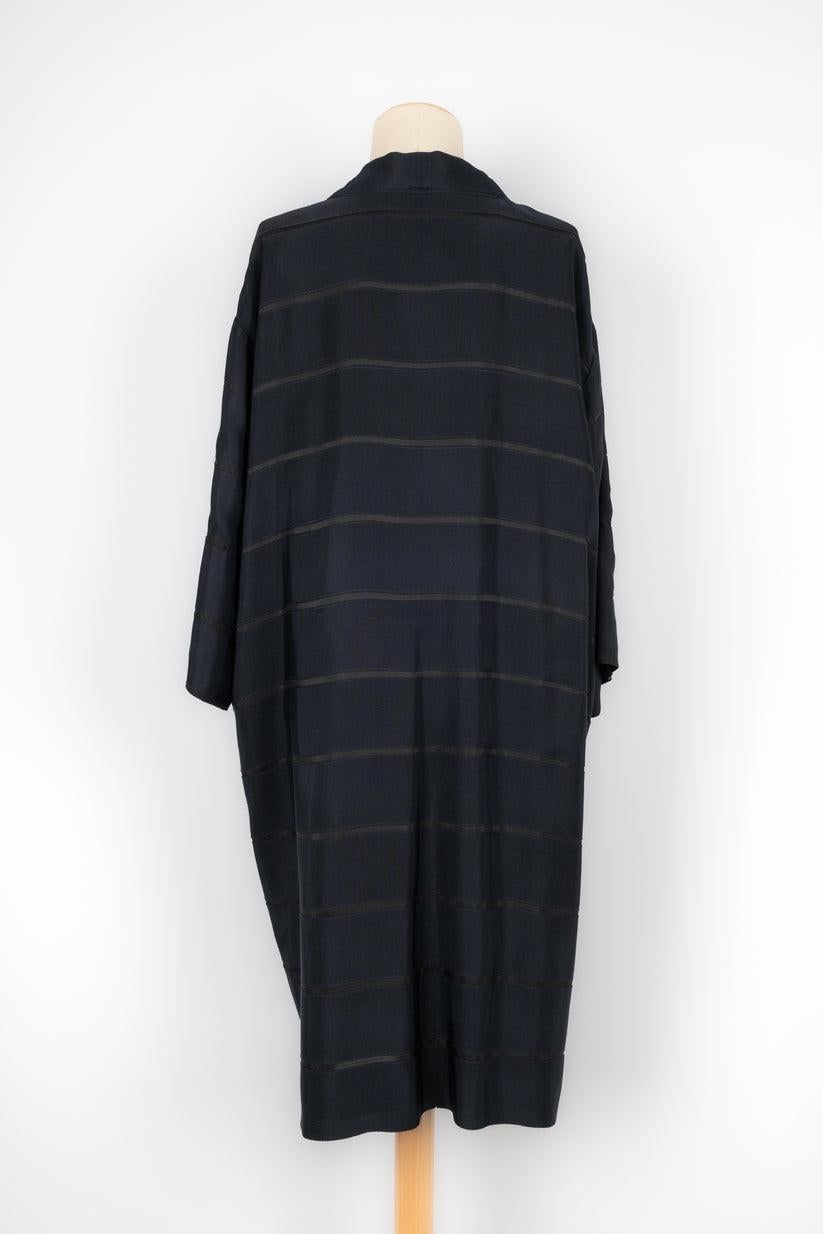 Lanvin Marineblauer Mantel Winter, 2008 im Zustand „Hervorragend“ im Angebot in SAINT-OUEN-SUR-SEINE, FR