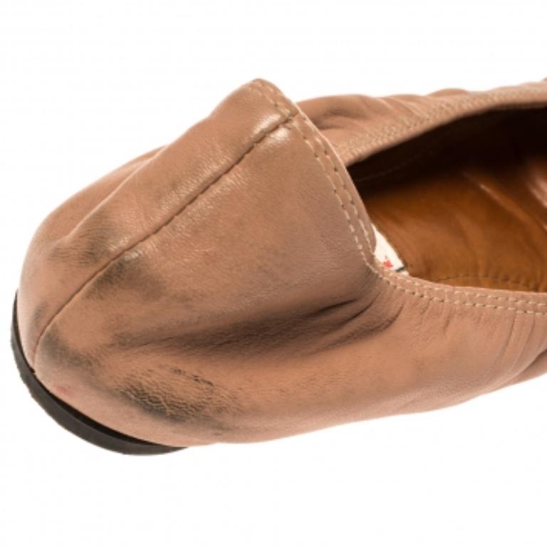 Lanvin Nude/Silver Leather Scrunch Ballet Flats Size 37 For Sale 1