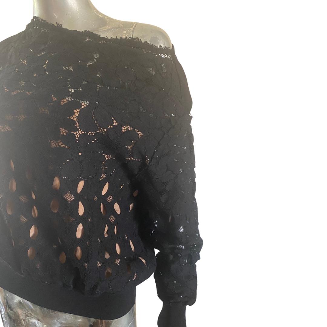 Lanvin Paris 2015 Collection Black Lace & Knit Pullover Blouse, Italy Size 4 For Sale 1
